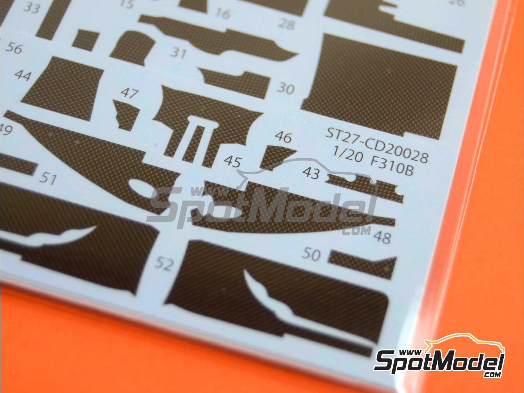 Image 7: Ferrari F310B - Campeonato del Mundo FIA de Formula 1 1997 | Patron de fibra de carbono en calca en escala 1/20 fabricado por Studio27 (ref. ST27-CARBOND20028, tambien 4545310012689 y CD20028)