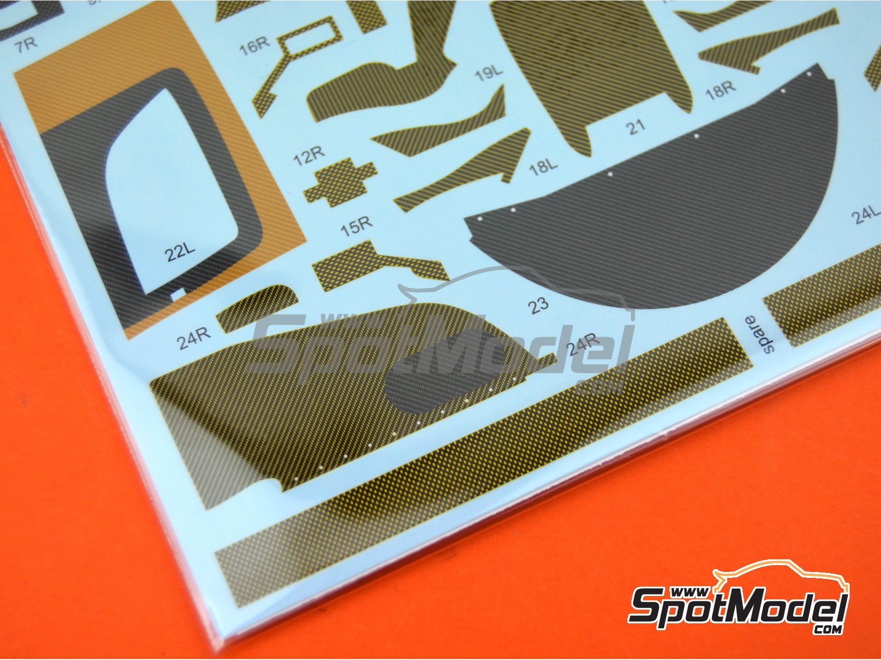 Image 4: Sauber Mercedes C9 | Carbon fibre pattern decal set in 1/24 scale manufactured by Studio27 (ref. ST27-CARBOND24030, also 4545310016380 and CD24030)