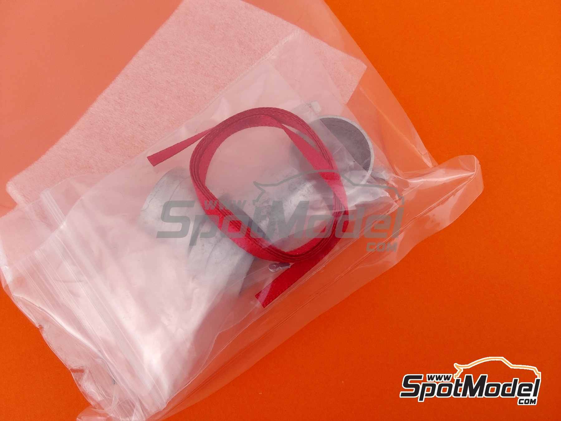 Image 10: Porsche 962C sponsored by Leyton House - All Japan Sport Prototype Championship (JSPC) 1987 | Marking / livery in 1/24 scale manufactured by Studio27 (ref.&nbsp;ST27-CP24024, also 4545310020905 and CP24024)