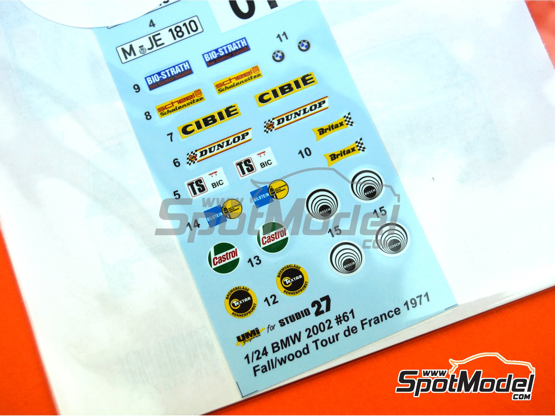 Image 4: BMW 2002 ti patrocinado por BMW AG M&uuml;nchen - Tour de France Automobile 1971 | Decoraci&oacute;n en escala&nbsp;1/24 fabricado por Studio27 (ref.&nbsp;ST27-DC1215, tambien 4545310016724 y DC1215)