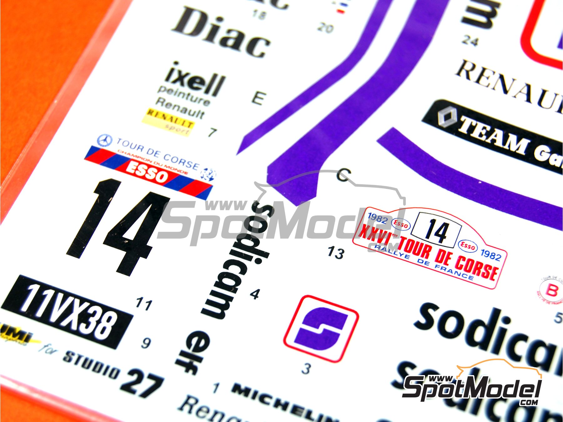 Image 7: Renault 5 Turbo Equipo Renault Sodicam Elf patrocinado por Sodicam - Rally Tour de Corse 1982 | Decoraci&oacute;n en escala&nbsp;1/24 fabricado por Studio27 (ref.&nbsp;ST27-DC707C, tambien 4545310007074 y DC707C)