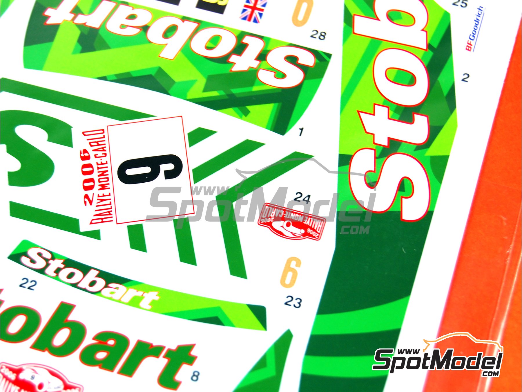 Image 6: Ford Focus RS patrocinado por Stobart - Rally de Monte Carlo - Rallye Automobile de Monte-Carlo 2006 | Decoraci&oacute;n en escala&nbsp;1/24 fabricado por Studio27 (ref.&nbsp;ST27-DC737C, tambien 4545310407379 y DC737C)