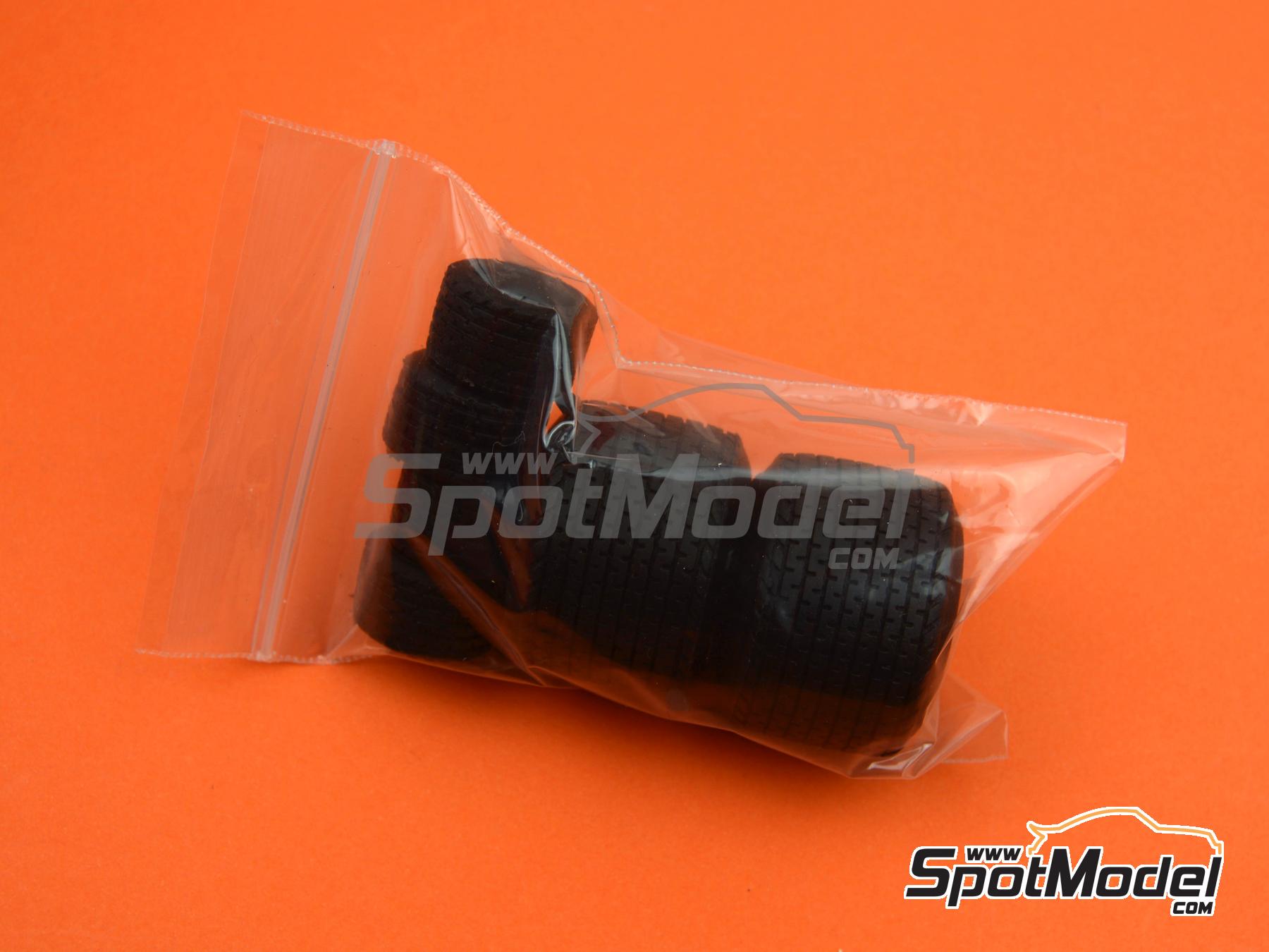 Image 9: Tyrrell Ford P34 sponsored by ELF - Japanese Formula 1 Grand Prix 1976 | Detail up set in 1/20 scale manufactured by Studio27 (ref.&nbsp;ST27-FP20158, also 4545310019978 and FP20158)