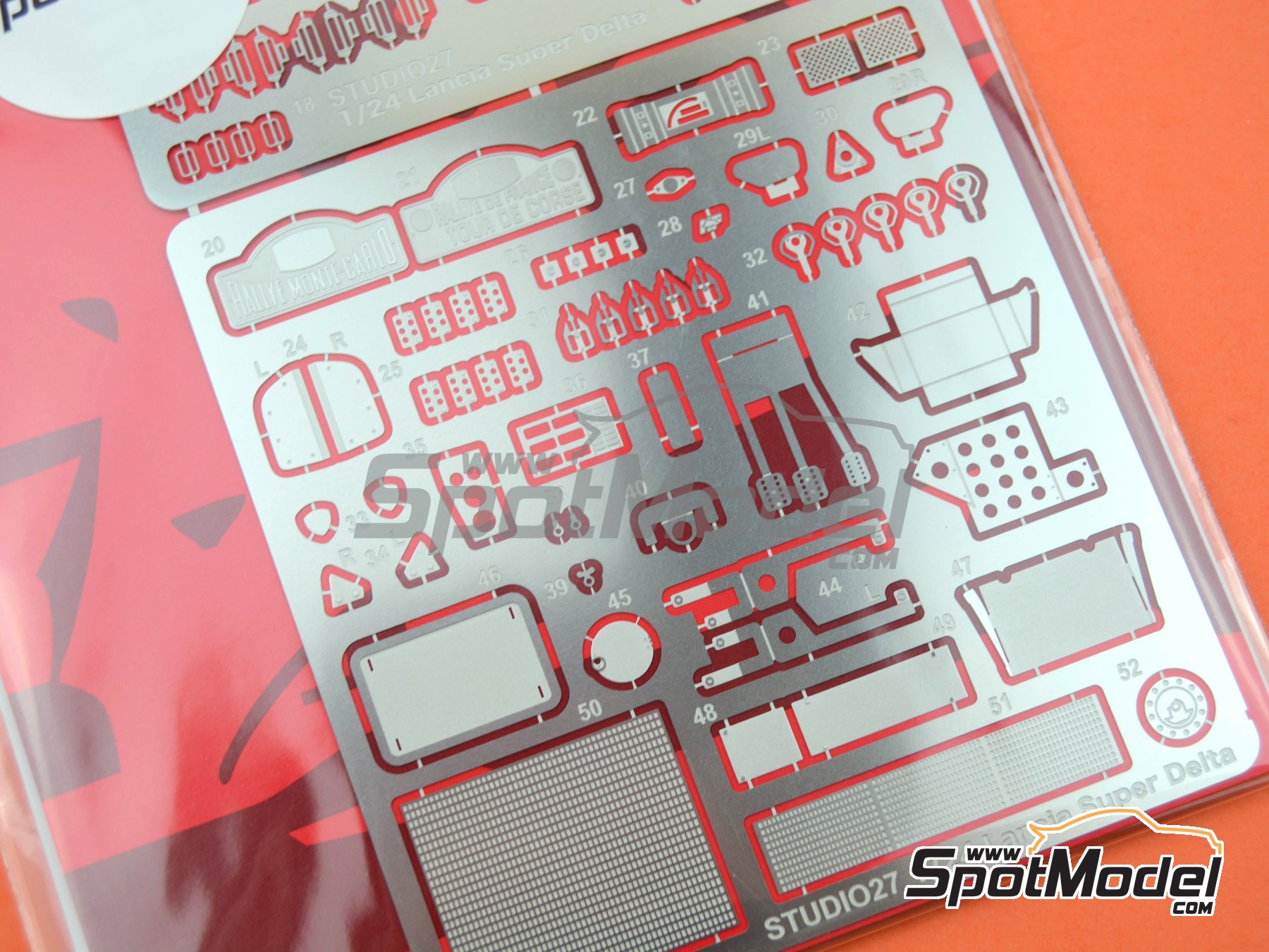 Image 3: Lancia Super Delta HF Integrale | Set de mejora y detallado en escala 1/24 fabricado por Studio27 (ref. ST27-FP24181, tambien 4545310012450 y FP24181)