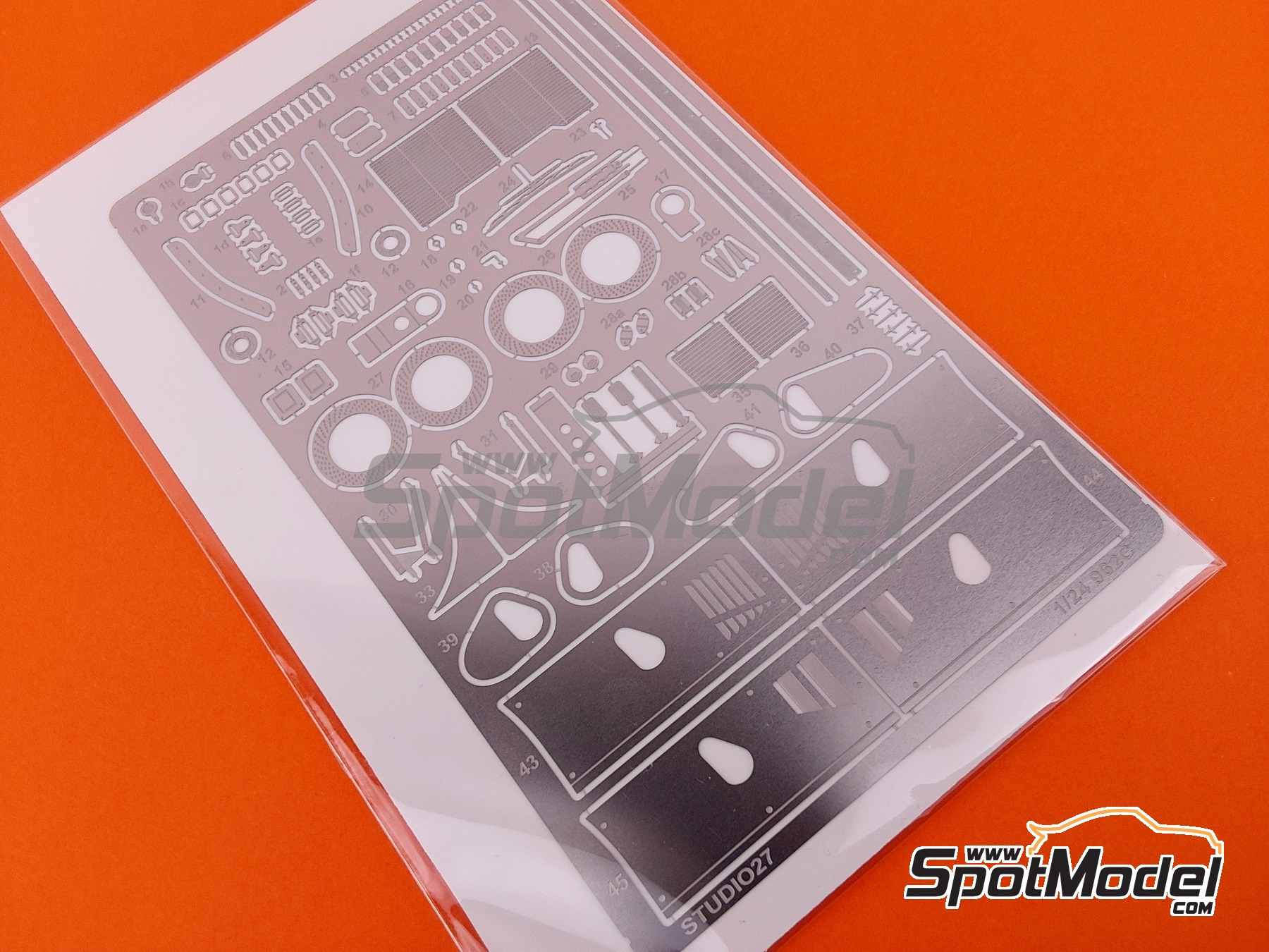 Image 4: BBS mesh rims for Porsche 962C | Rims in 1/24 scale manufactured by Studio27 (ref.&nbsp;ST27-FP24236, also 4545310020882 and FP24236)