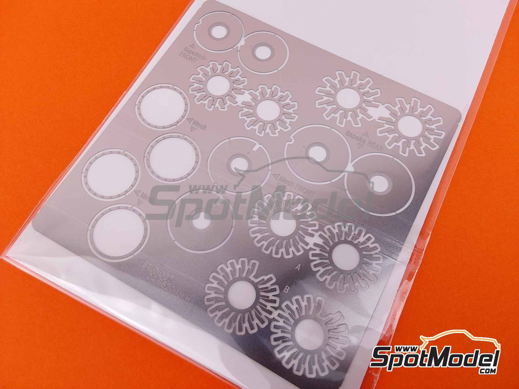 Image 5: BBS mesh rims for Porsche 962C | Rims in 1/24 scale manufactured by Studio27 (ref.&nbsp;ST27-FP24236, also 4545310020882 and FP24236)