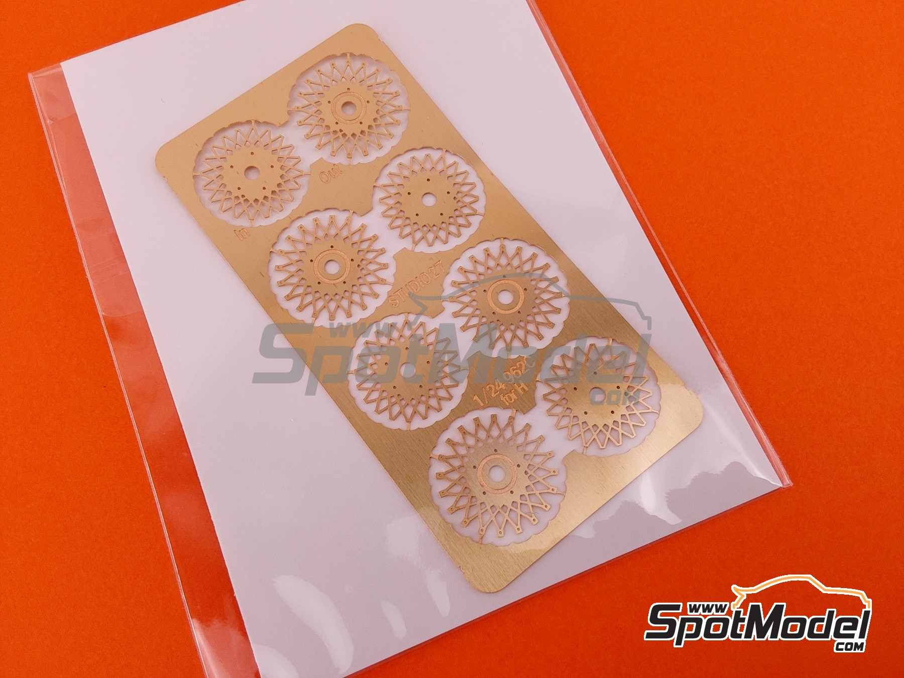 Image 6: BBS mesh rims for Porsche 962C | Rims in 1/24 scale manufactured by Studio27 (ref.&nbsp;ST27-FP24236, also 4545310020882 and FP24236)