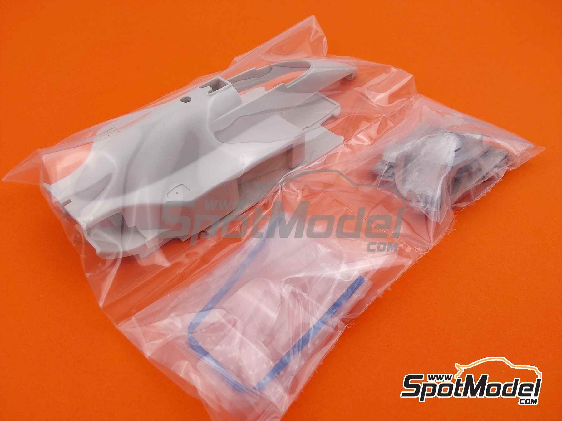 Image 7: Lotus Honda 98T Camel Lotus Honda Team - Formula 1 World Championship 1987 | Transkit in 1/20 scale manufactured by Studio27 (ref. ST27-TK2061R, also 4545310019688 and TK2061R)