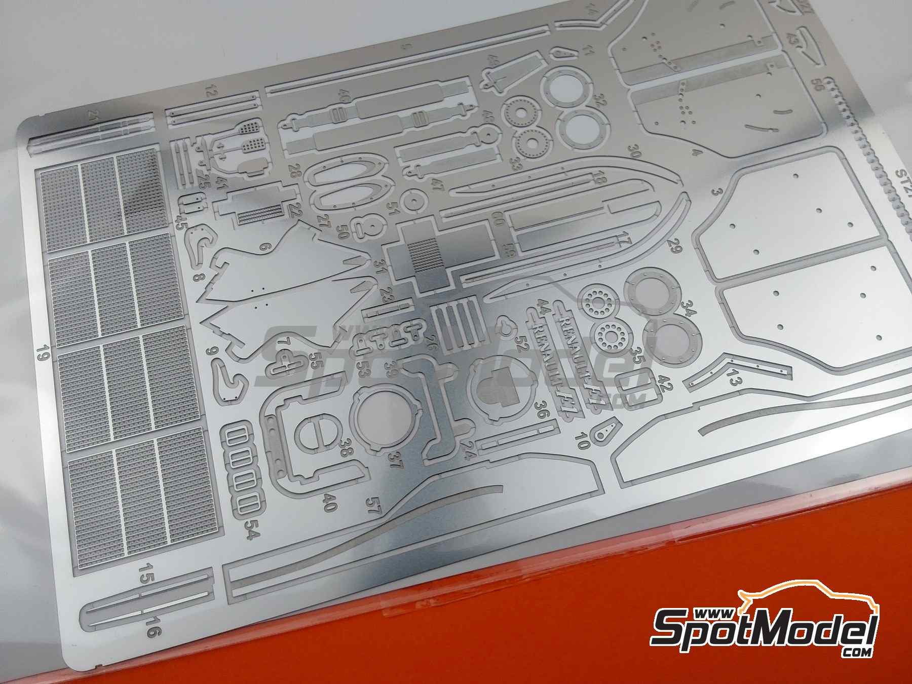 Image 6: Williams Renault FW14 Williams Grand Prix Engineering Team sponsored by Canon, Labatt's - Mexican Formula 1 Grand Prix 1991 | Marking / livery in 1/20 scale manufactured by Studio27 (ref. ST27-TK2078, also 4545310019381 and TK2078)