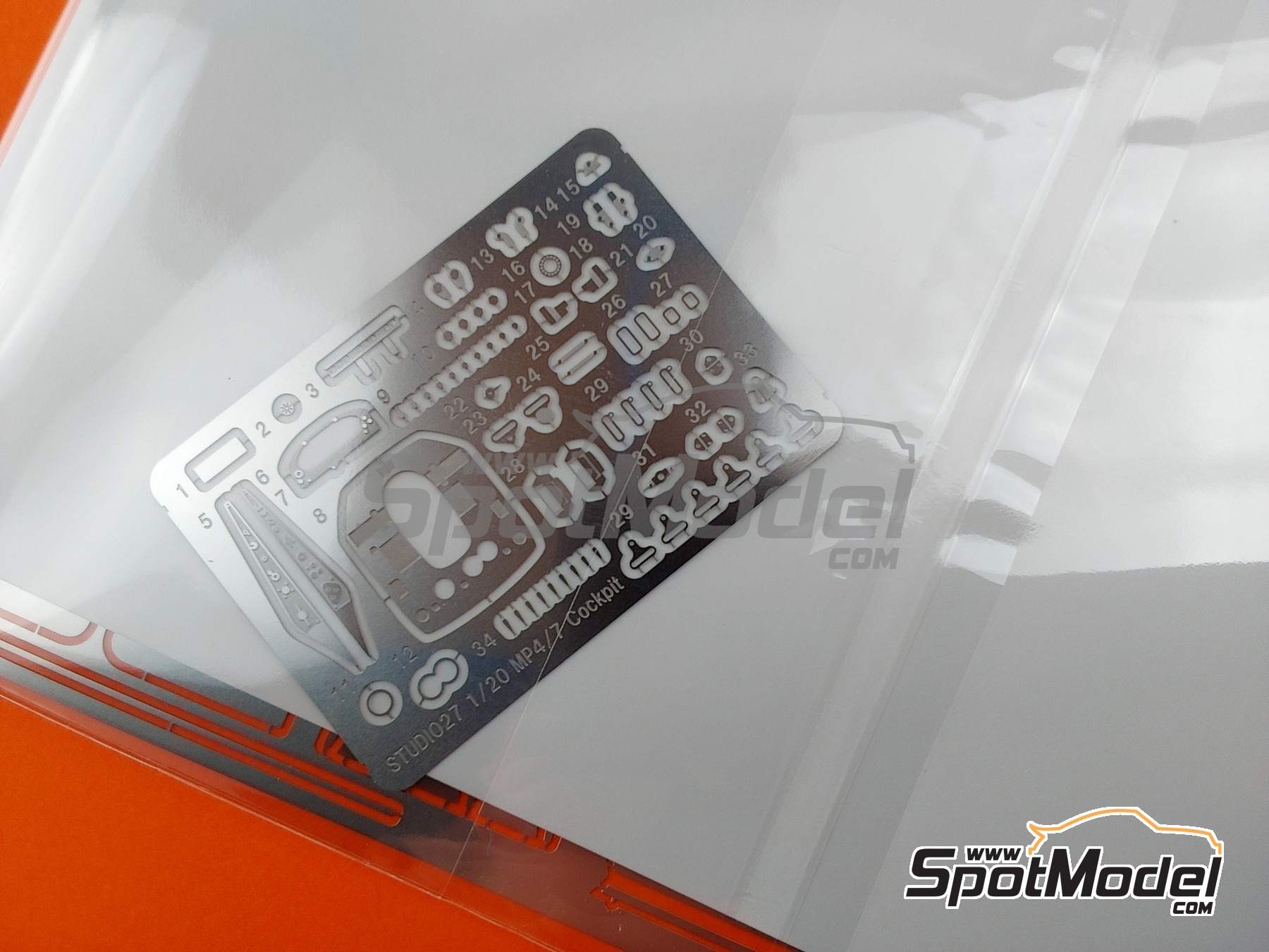 Image 9: McLaren Honda MP4/7 McLaren Racing Limited Team sponsored by Shell Marlboro - Monaco Formula 1 Grand Prix 1992 | Marking / livery in 1/20 scale manufactured by Studio27 (ref.&nbsp;ST27-TK2080, also 4545310019732 and TK2080)