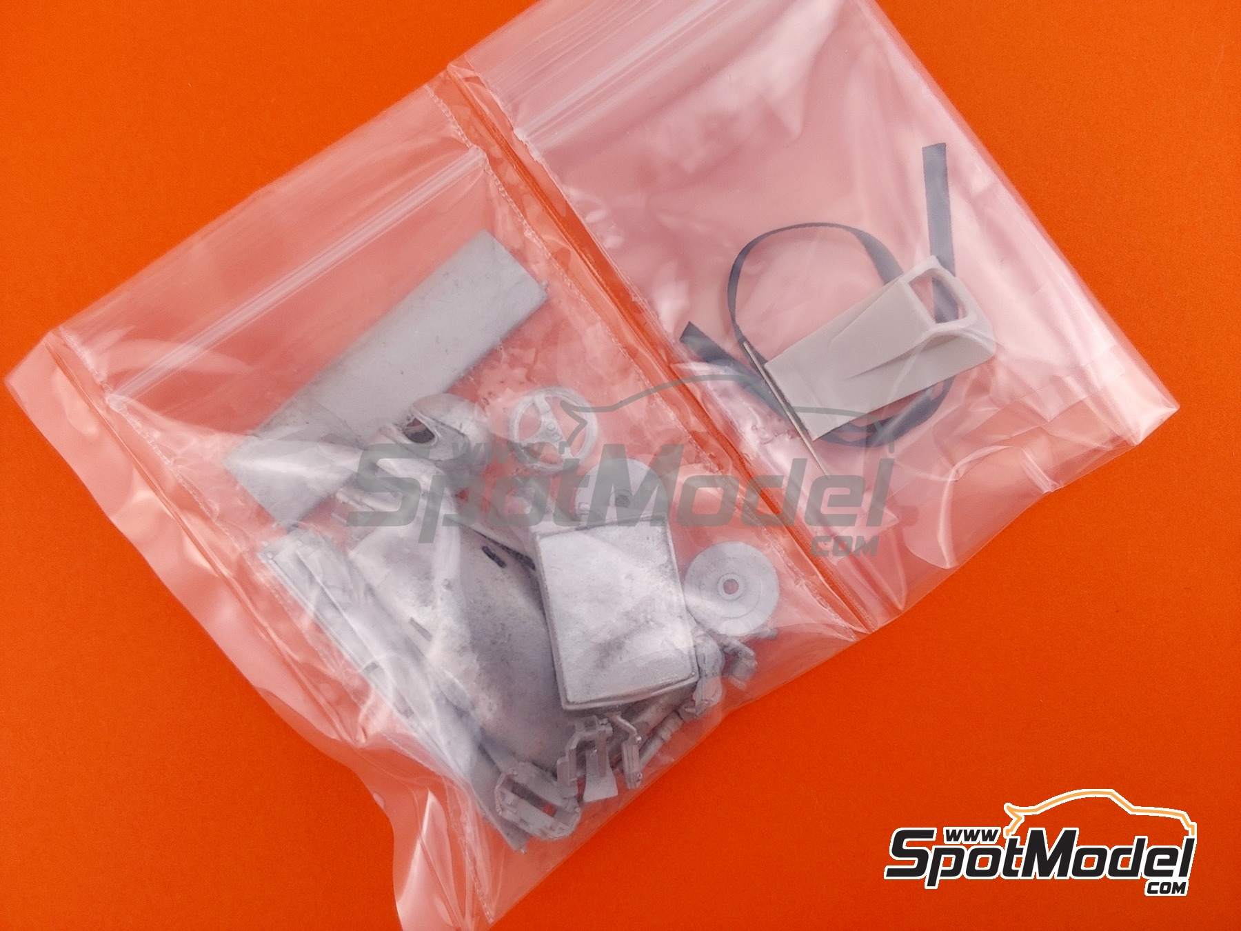 Image 10: McLaren Honda MP4/7 McLaren Racing Limited Team sponsored by Shell Marlboro - Monaco Formula 1 Grand Prix 1992 | Marking / livery in 1/20 scale manufactured by Studio27 (ref.&nbsp;ST27-TK2080, also 4545310019732 and TK2080)