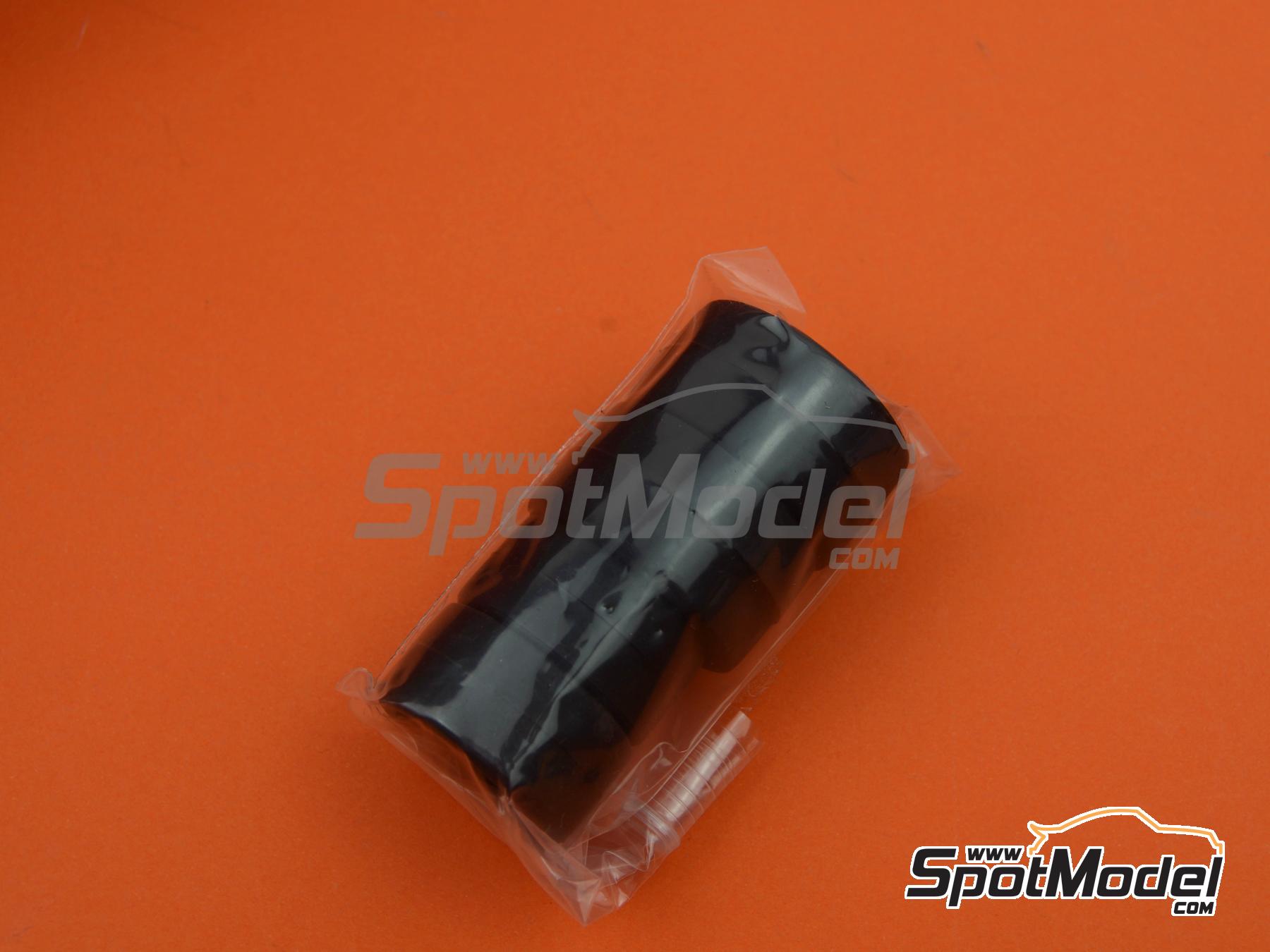 Image 14: Porsche 935 Max Moritz Team sponsored by Jagermeister - Deutsche Rennsport Meisterschaft DRM Zolder Bergischer L&ouml;we 1977 | Marking / livery in 1/24 scale manufactured by Studio27 (ref.&nbsp;ST27-TK2480, also 4545310021162 and TK2480)