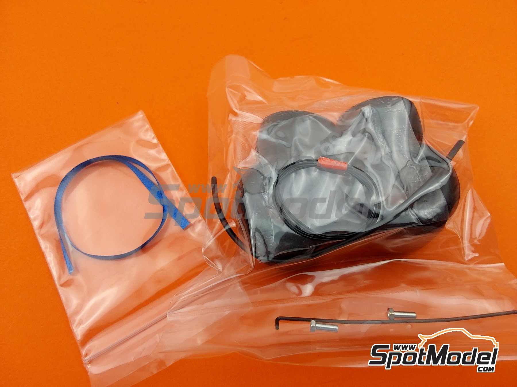 Image 12: Wolf Cosworth WR3 Theodore Racing Team sponsored by Car Stripes - Aurora AFX F1 Championship 1979 | Car scale model kit in 1/20 scale manufactured by Studio27 (ref.&nbsp;ST27-TRK007, also 4545310013921 and TRK007)