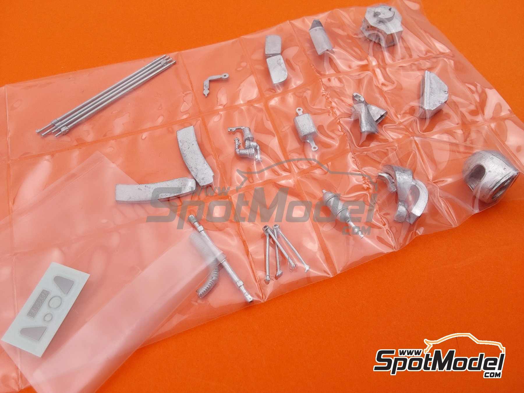 Image 15: Wolf Cosworth WR3 Theodore Racing Team sponsored by Car Stripes - Aurora AFX F1 Championship 1979 | Car scale model kit in 1/20 scale manufactured by Studio27 (ref.&nbsp;ST27-TRK007, also 4545310013921 and TRK007)