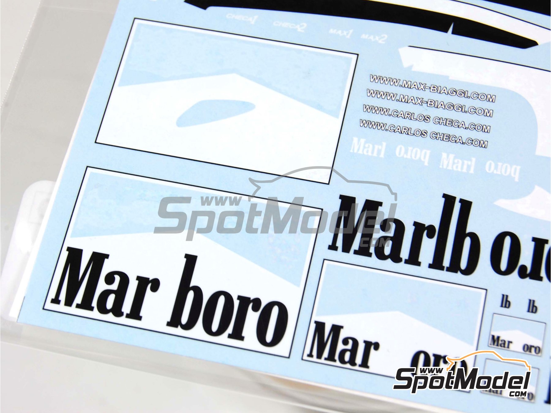 Image 5: Yamaha YZR500 patrocinado por Marlboro - Principio de temporada 2001 | Decoración en escala 1/12 fabricado por Tabu Design (ref. TABU12021, tambien 4545310801443)