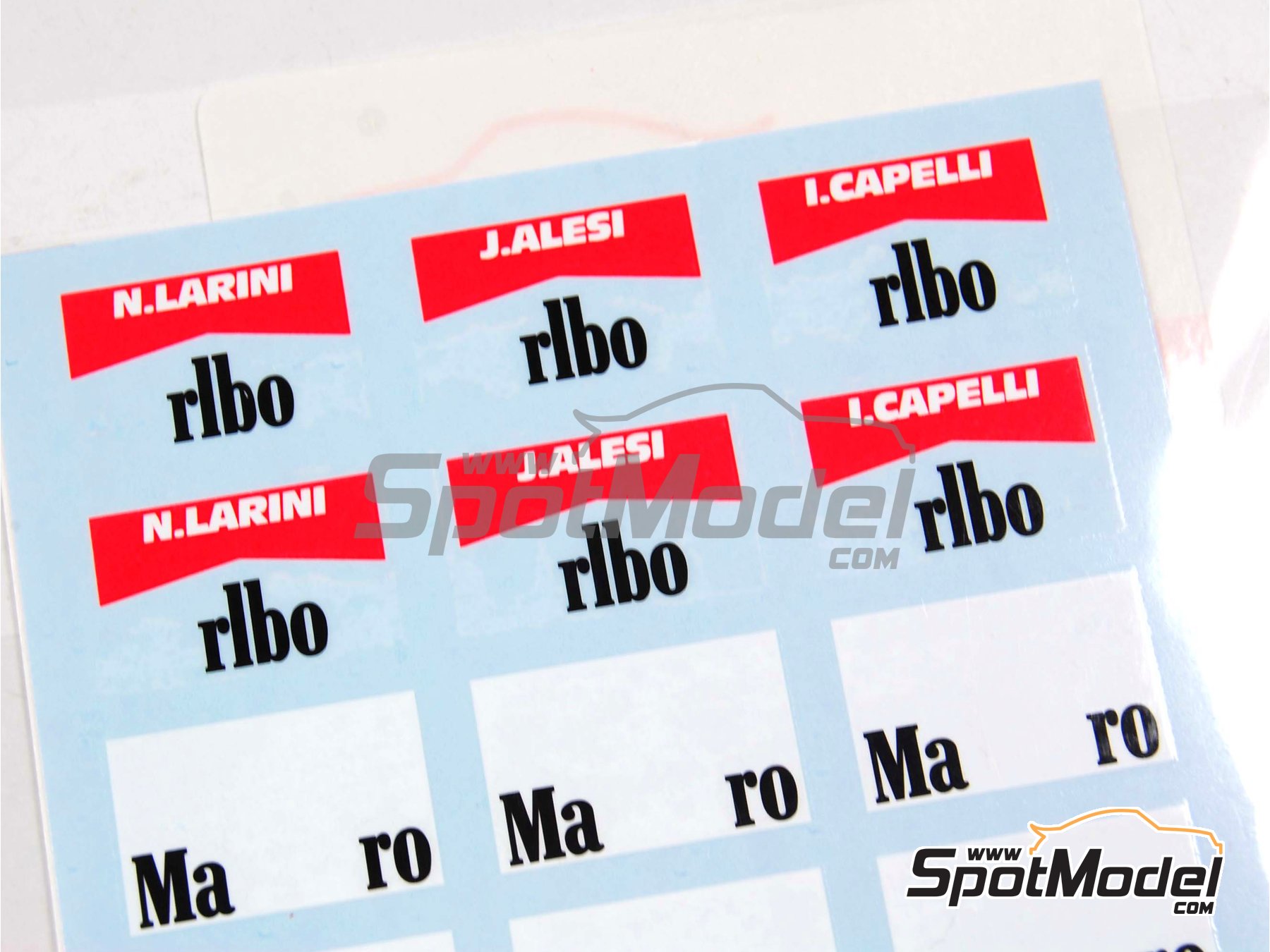 Image 2: Ferrari F92A Scuderia Ferrari Team sponsored by Marlboro - FIA Formula 1 World Championship 1992 | Marking / livery in 1/20 scale manufactured by Tabu Design (ref.&nbsp;TABU20061, also 4545310802204)