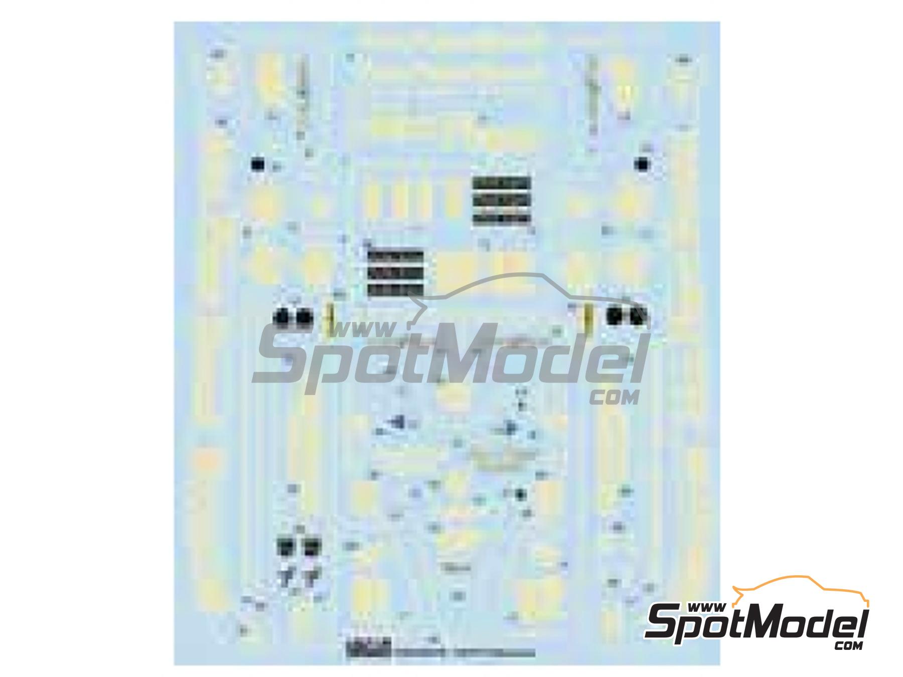 Image 1: Lotus Renault Type 97T Equipo Lotus patrocinado por John Player Special - Campeonato del Mundo de F1 1985 | Decoraci&oacute;n en escala&nbsp;1/20 fabricado por Tabu Design (ref.&nbsp;TABU20097R, tambien 4545310019695)