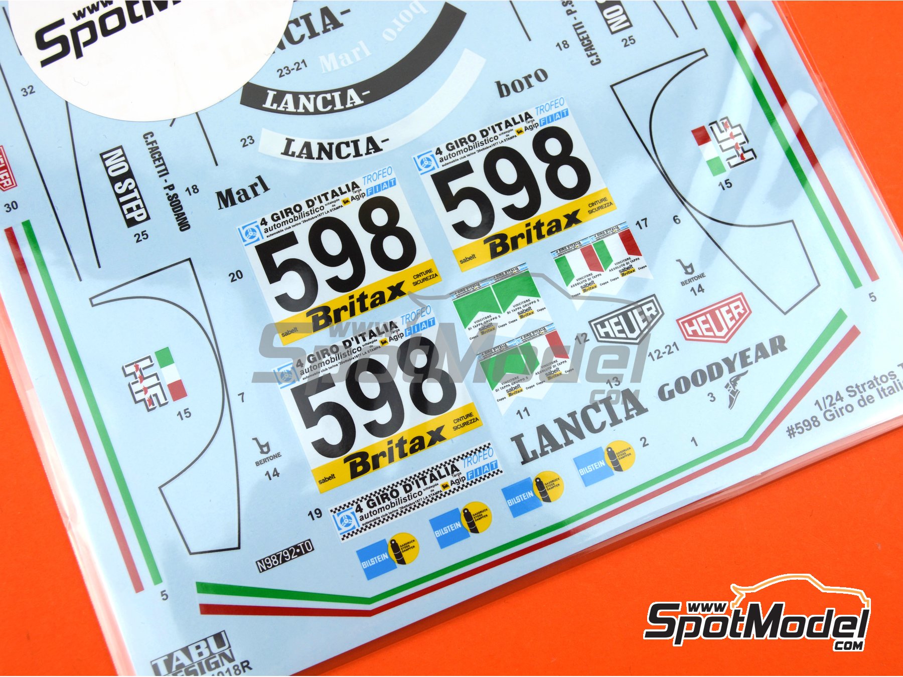 Image 5: Lancia Stratos Turbo patrocinado por Marlboro - Giro d'Italia Automobilistico, Campeonato del mundo de Marcas 1976 | Decoraci&oacute;n en escala&nbsp;1/24 fabricado por Tabu Design (ref.&nbsp;TABU24018R, tambien 4545310018513 y TABU2418R)