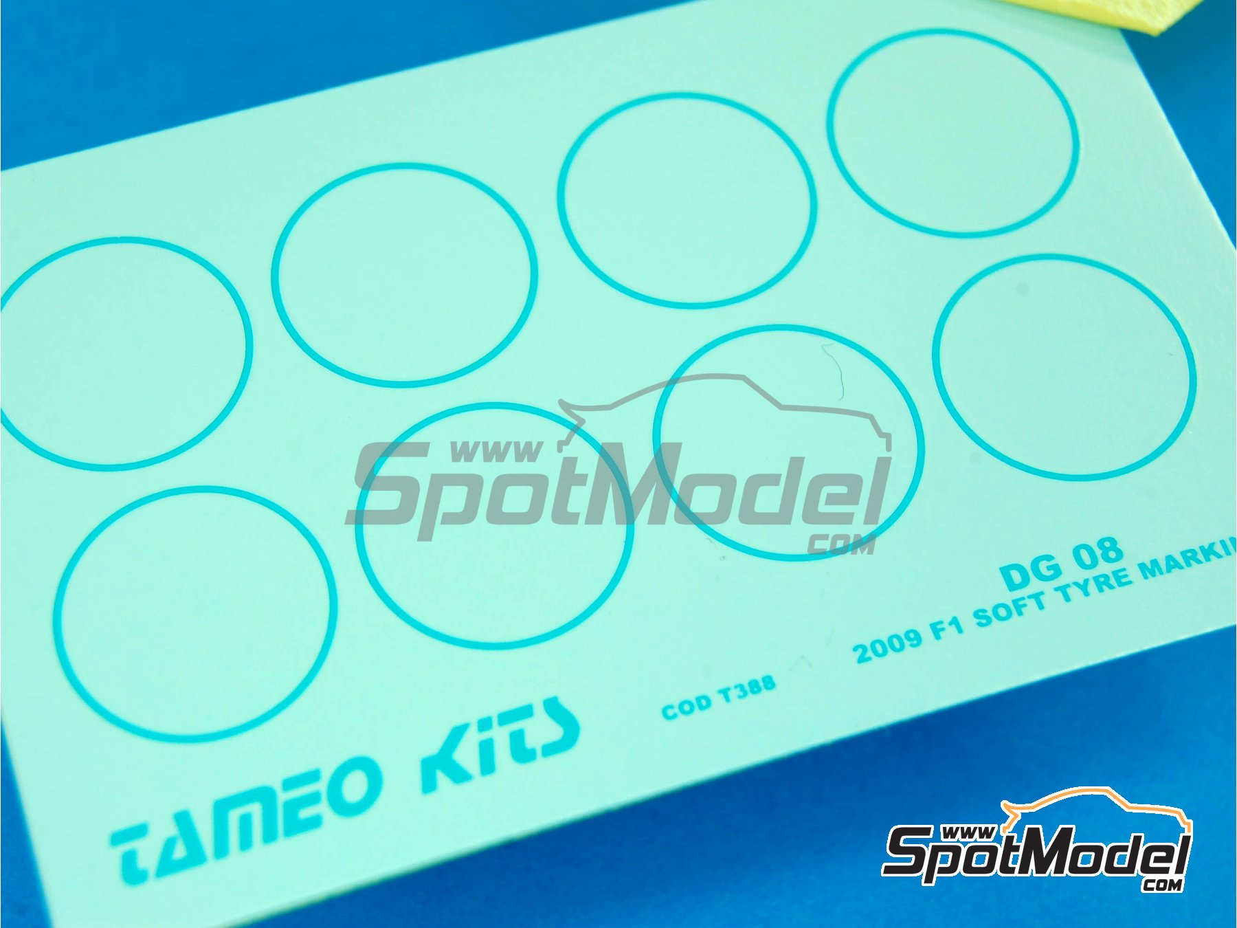 Image 2: Marca de neumatico blando de la temporada 2009 | Calcas de agua fabricado por Tameo Kits (ref. DG08)