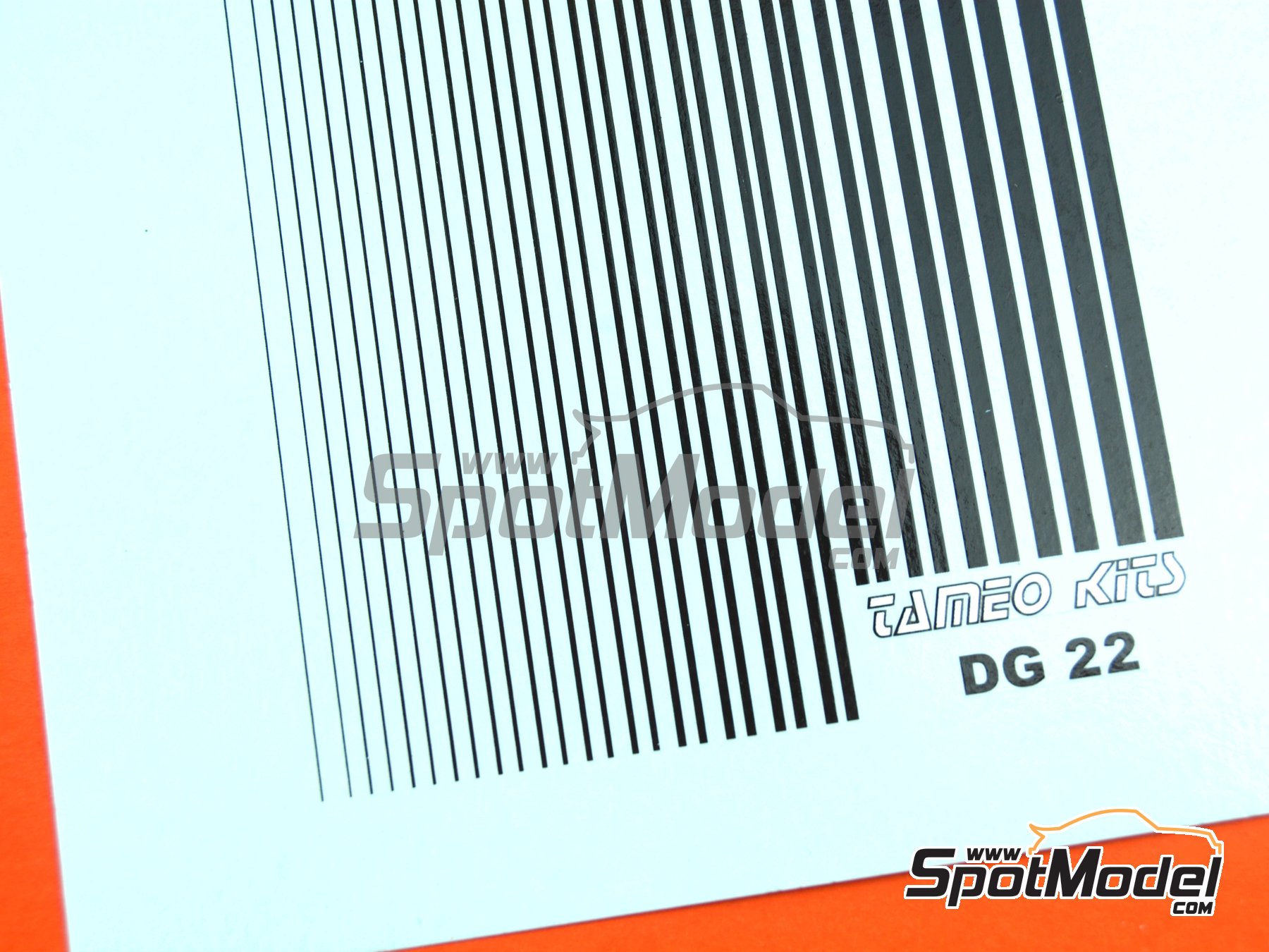 Image 3: Thin black lines | Decals manufactured by Tameo Kits (ref. DG22)