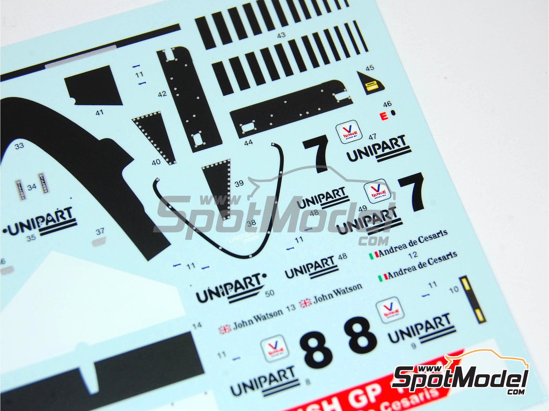 Image 2: McLaren Ford MP4/1 Equipo McLaren Racing Limited patrocinado por Marlboro - Gran Premio de F&oacute;rmula 1 de Inglaterra 1981 | Decoraci&oacute;n en escala&nbsp;1/43 fabricado por Tameo Kits (ref.&nbsp;DK-SLK085)