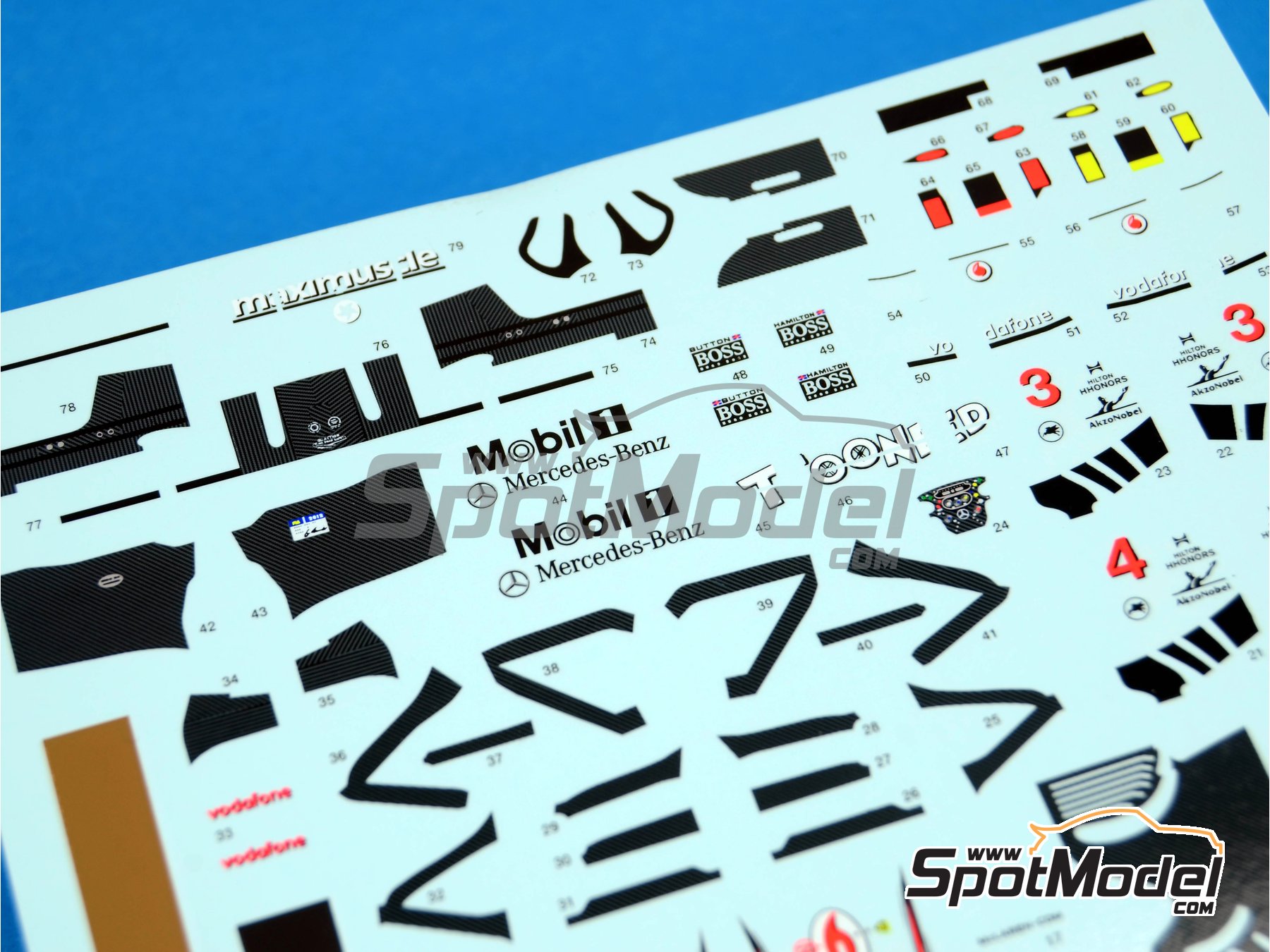 Image 2: McLaren Mercedes MP4/27 Equipo McLaren Racing Limited patrocinado por Vodafone - Gran Premio de F&oacute;rmula 1 de Brasil 2012 | Decoraci&oacute;n en escala&nbsp;1/43 fabricado por Tameo Kits (ref.&nbsp;DK-SLK090)