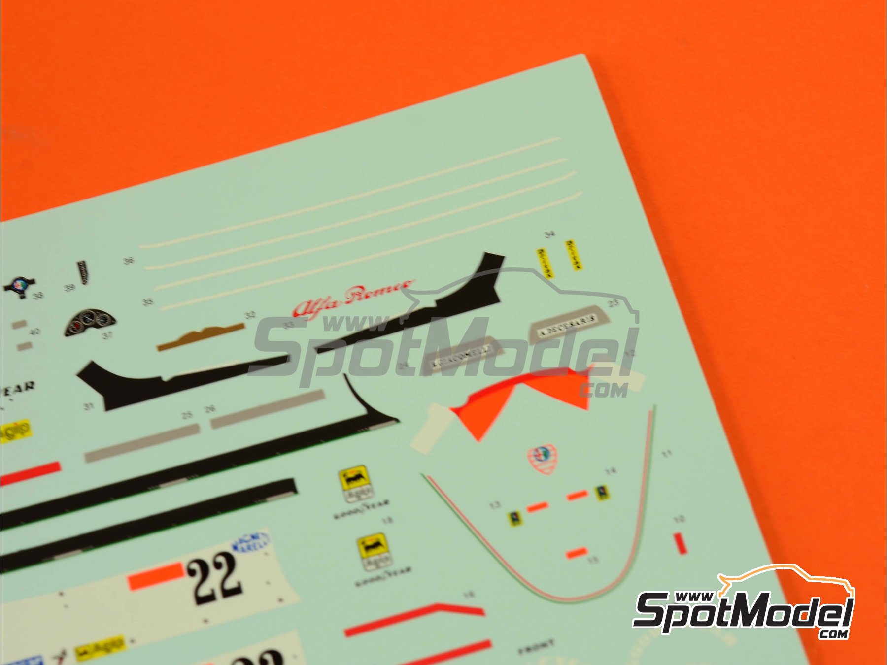 Image 1: Alfa Romeo 179 sponsored by Marlboro - USA - United States of America Formula 1 Grand Prix 1980 | Marking / livery in 1/43 scale manufactured by Tameo Kits (ref.&nbsp;DK-SLK098)