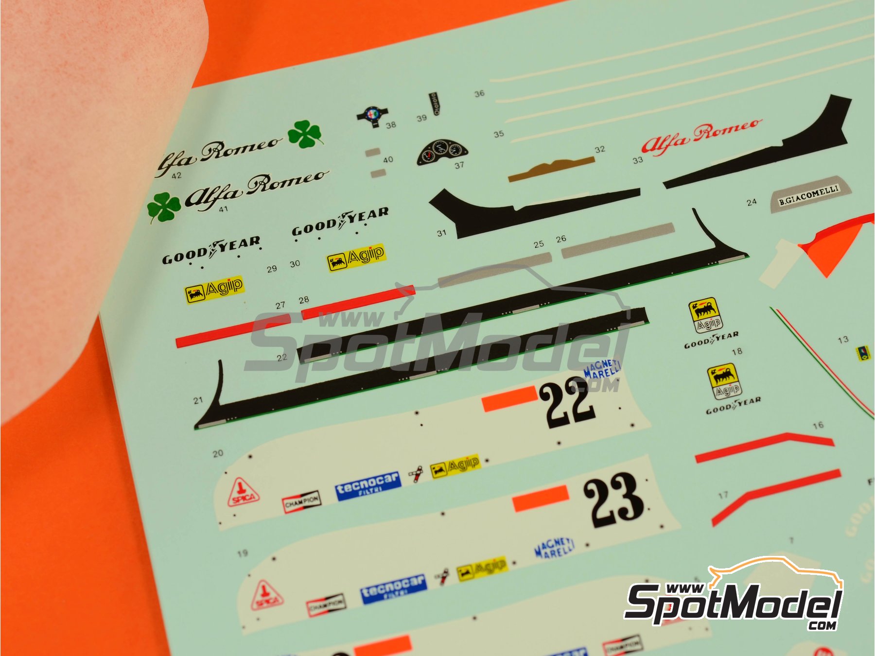 Image 2: Alfa Romeo 179 sponsored by Marlboro - USA - United States of America Formula 1 Grand Prix 1980 | Marking / livery in 1/43 scale manufactured by Tameo Kits (ref.&nbsp;DK-SLK098)