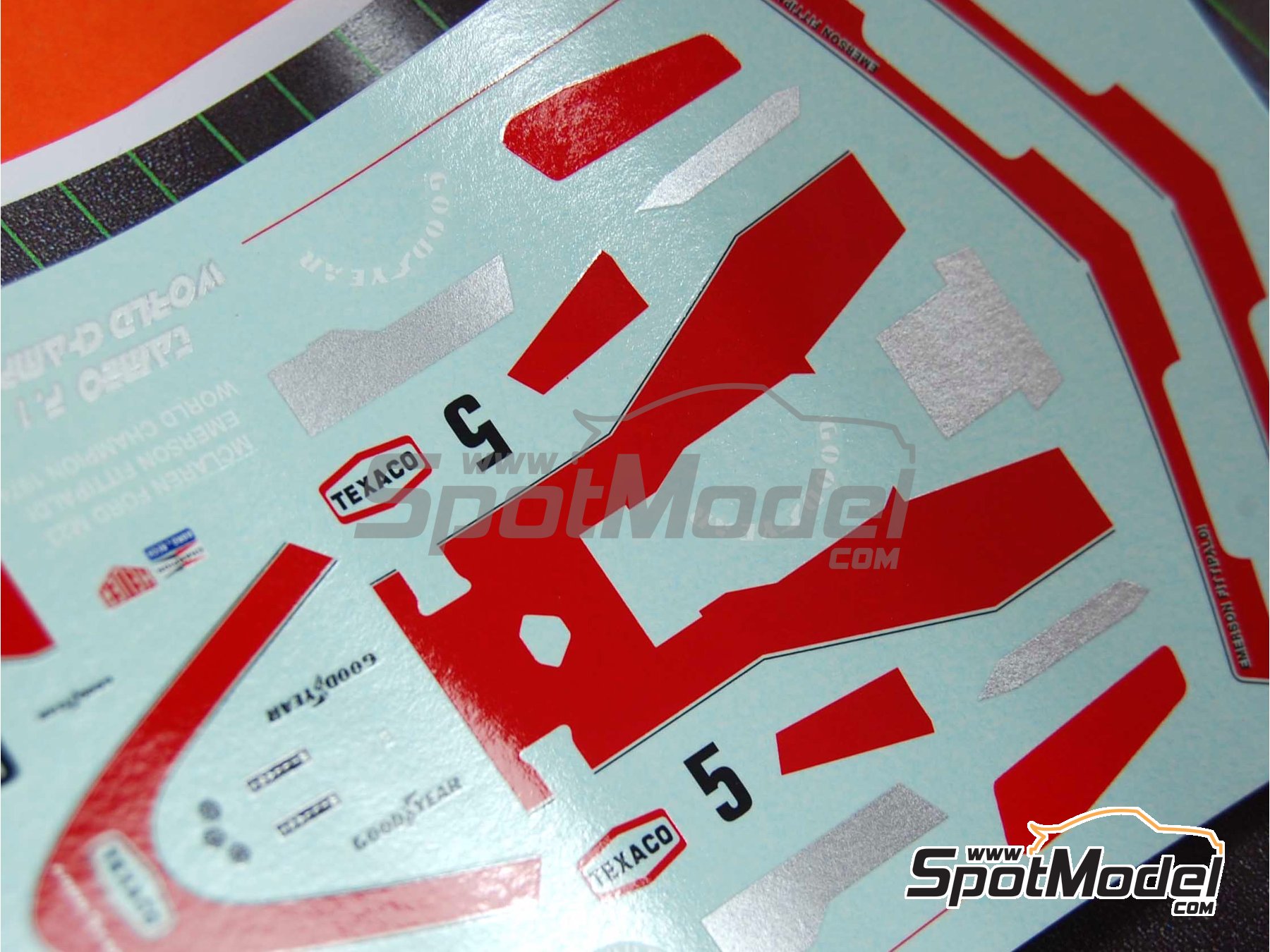 Image 2: McLaren Ford M23 McLaren Racing Limited Team sponsored by Texaco - Brazilian Formula 1 Grand Prix 1974 | Marking / livery in 1/43 scale manufactured by Tameo Kits (ref.&nbsp;DK-WCT074)