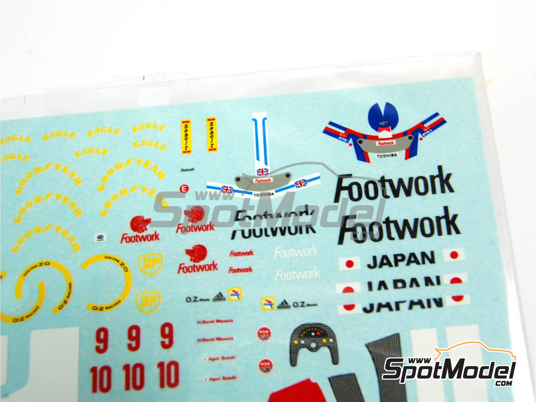 Image 2: Footwork Mugen Fa14 Equipo Footwork patrocinado por Footwork - Gran Premio de F&oacute;rmula 1 de Francia 1993 | Decoraci&oacute;n en escala&nbsp;1/43 fabricado por Tameo Kits (ref.&nbsp;DK172)
