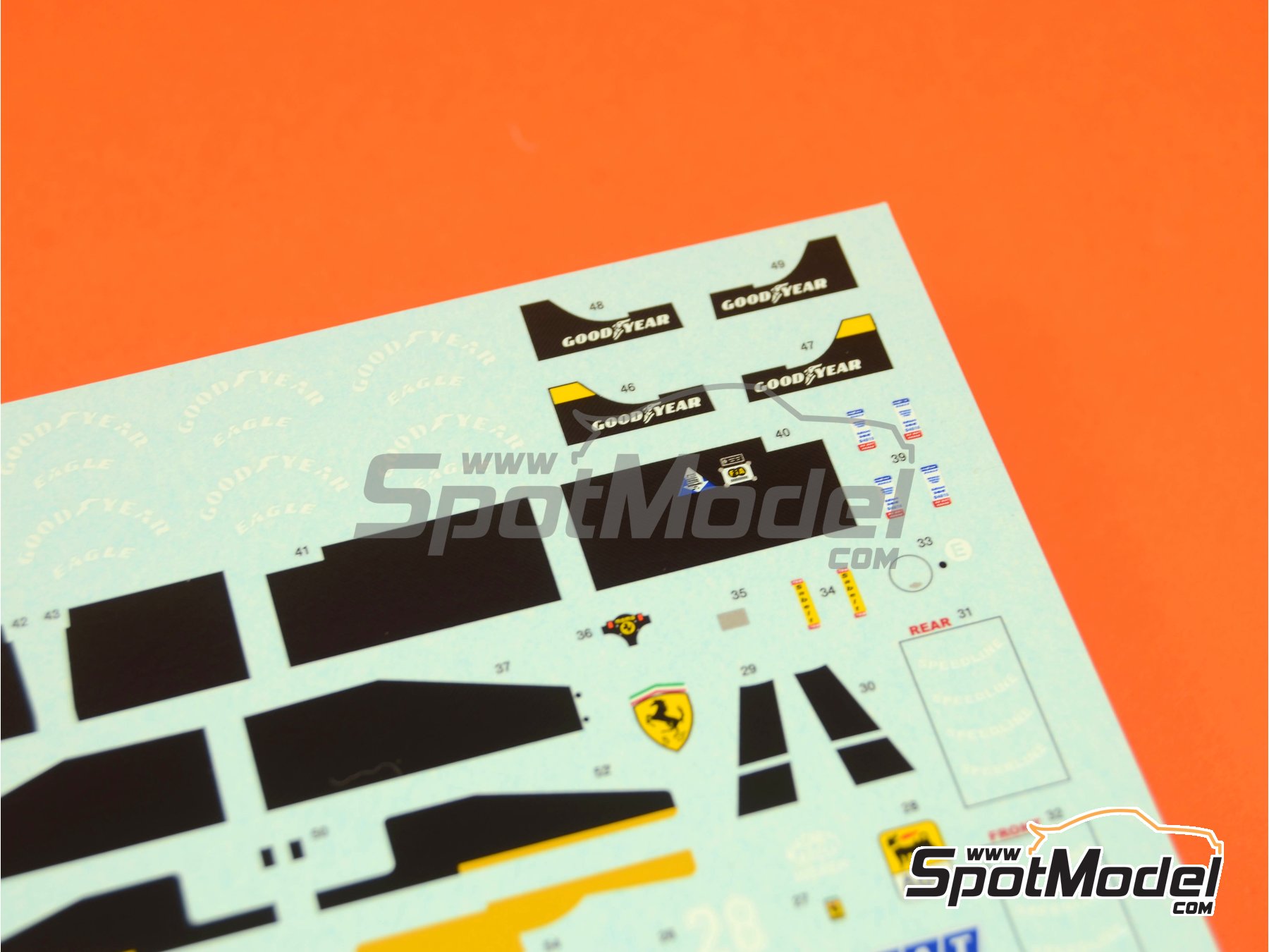 Image 2: Ferrari 642 Equipo Scuderia Ferrari patrocinado por Marlboro - Gran Premio de Formula 1 de M&oacute;naco 1991 | Decoraci&oacute;n en escala&nbsp;1/43 fabricado por Tameo Kits (ref.&nbsp;DK348)