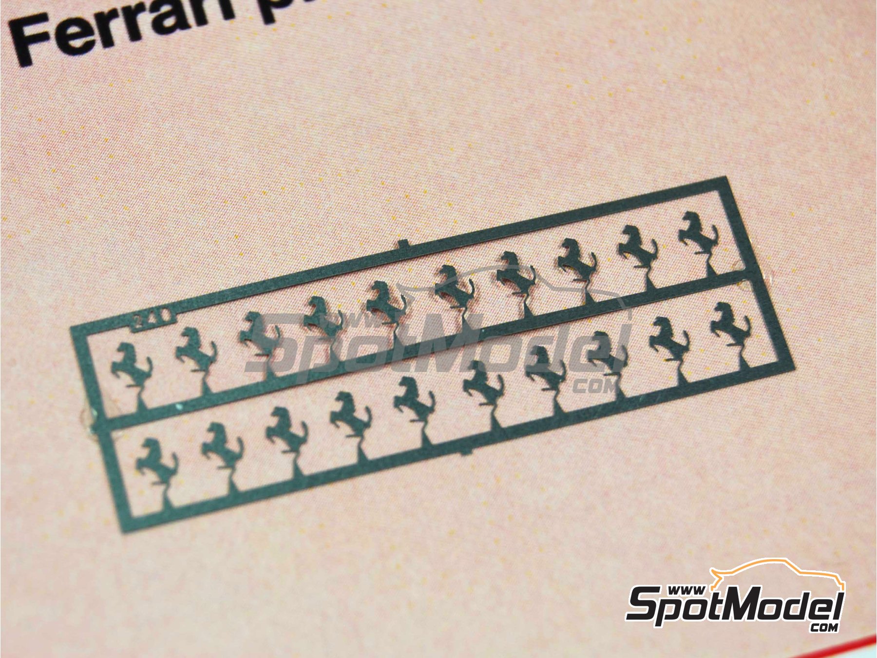 Image 1: Ferrari cavallino horse | Logotypes in 1/43 scale manufactured by Tameo Kits (ref.&nbsp;FT19)