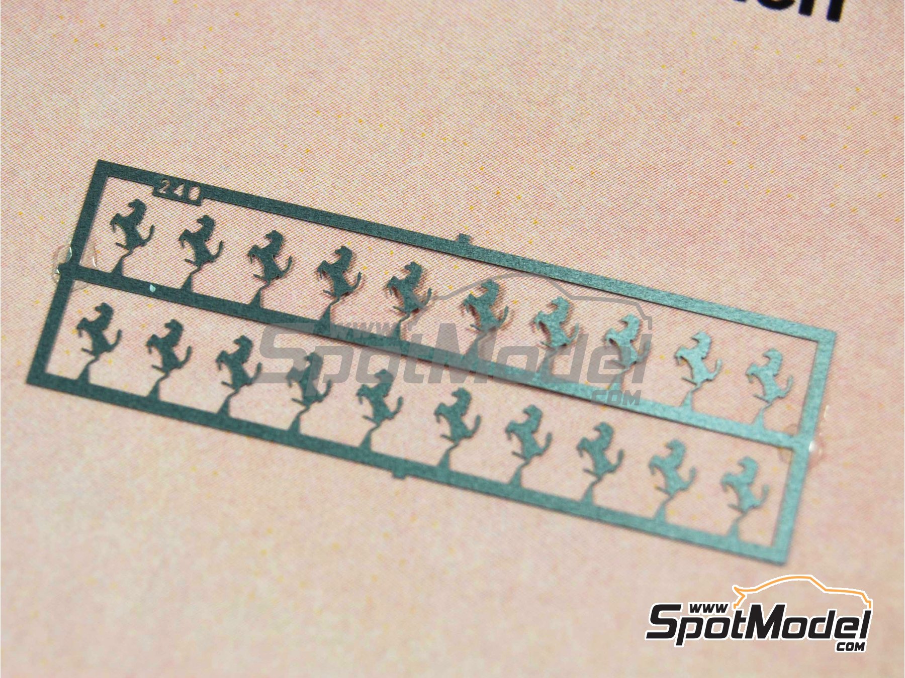 Image 2: Ferrari cavallino horse | Logotypes in 1/43 scale manufactured by Tameo Kits (ref.&nbsp;FT19)