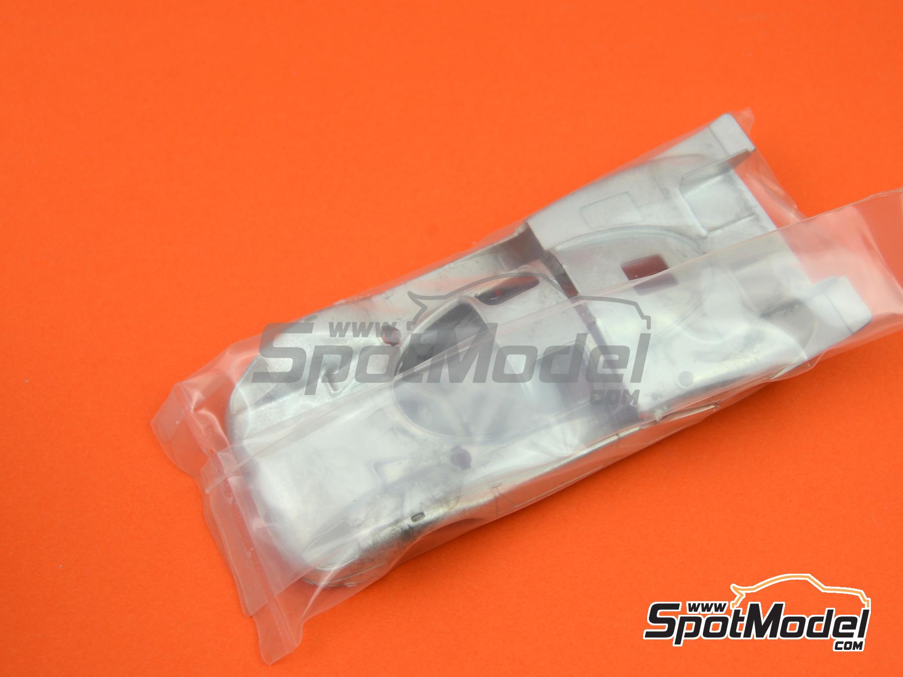 Image 5: Ferrari 512S Ecurie Francorchamps Team - SPA Francorchamps 1000 Kms 1970 | Car scale model kit in 1/43 scale manufactured by Tameo Kits (ref.&nbsp;MTG005)