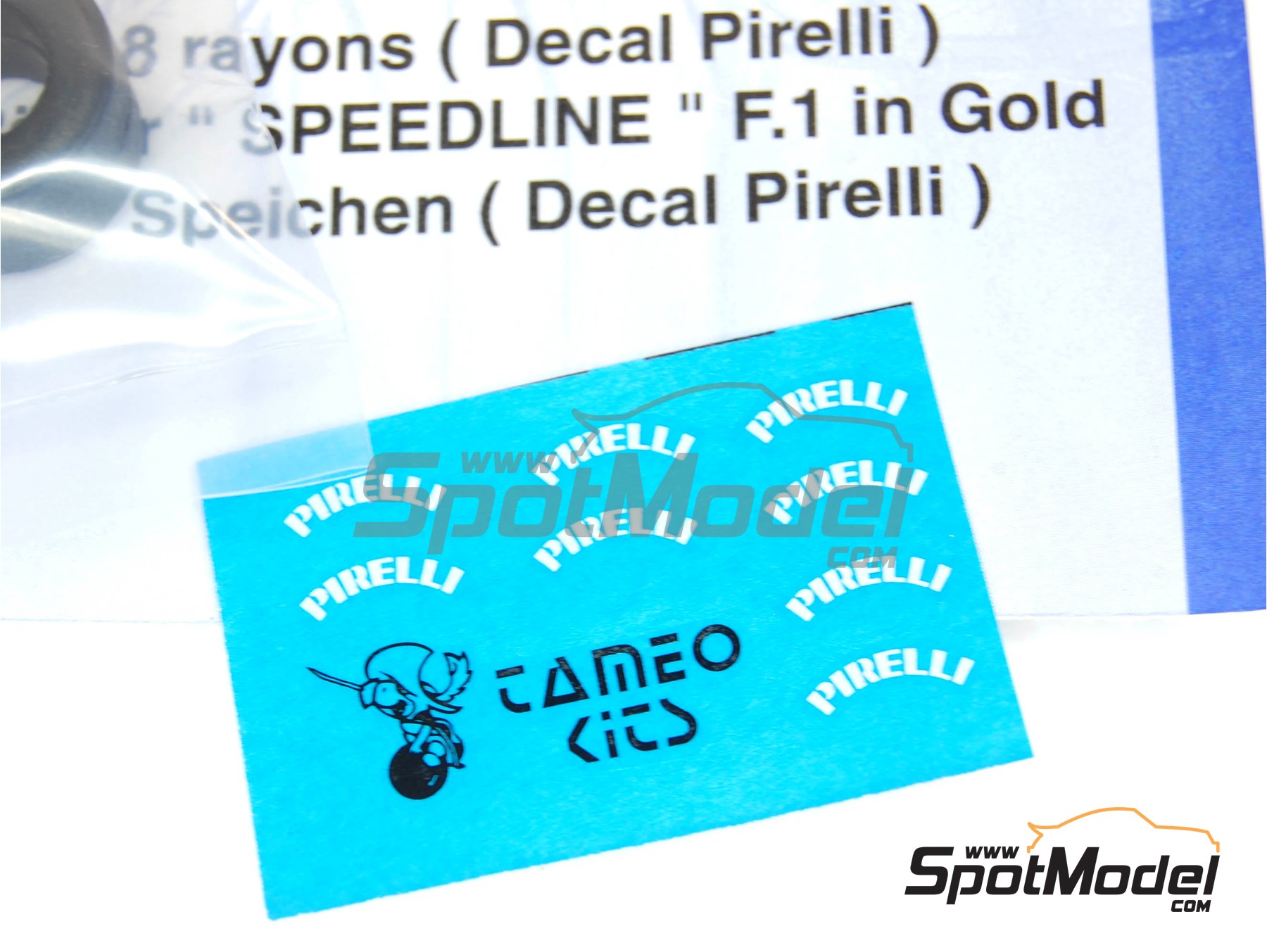 Image 5: Speedline F1 gold 8 spokes | Rims and tyres set in 1/43 scale manufactured by Tameo Kits (ref.&nbsp;PWT04)