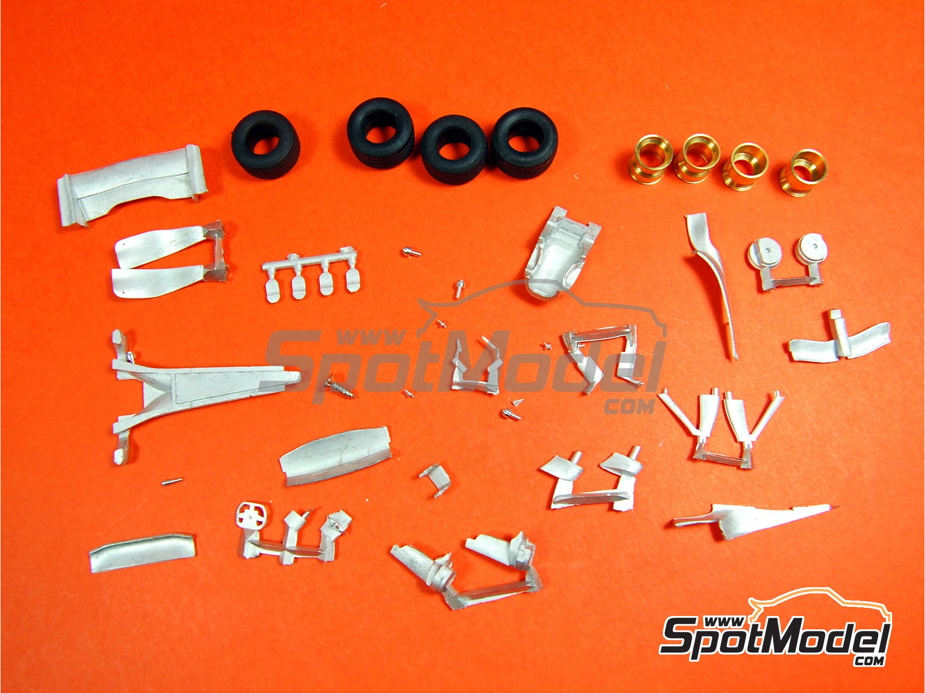 Image 2: Renault R23 - Gran Premio de Fórmula 1 de España 2003 | Maqueta de coche en escala 1/43 fabricado por Tameo Kits (ref. SLK007)