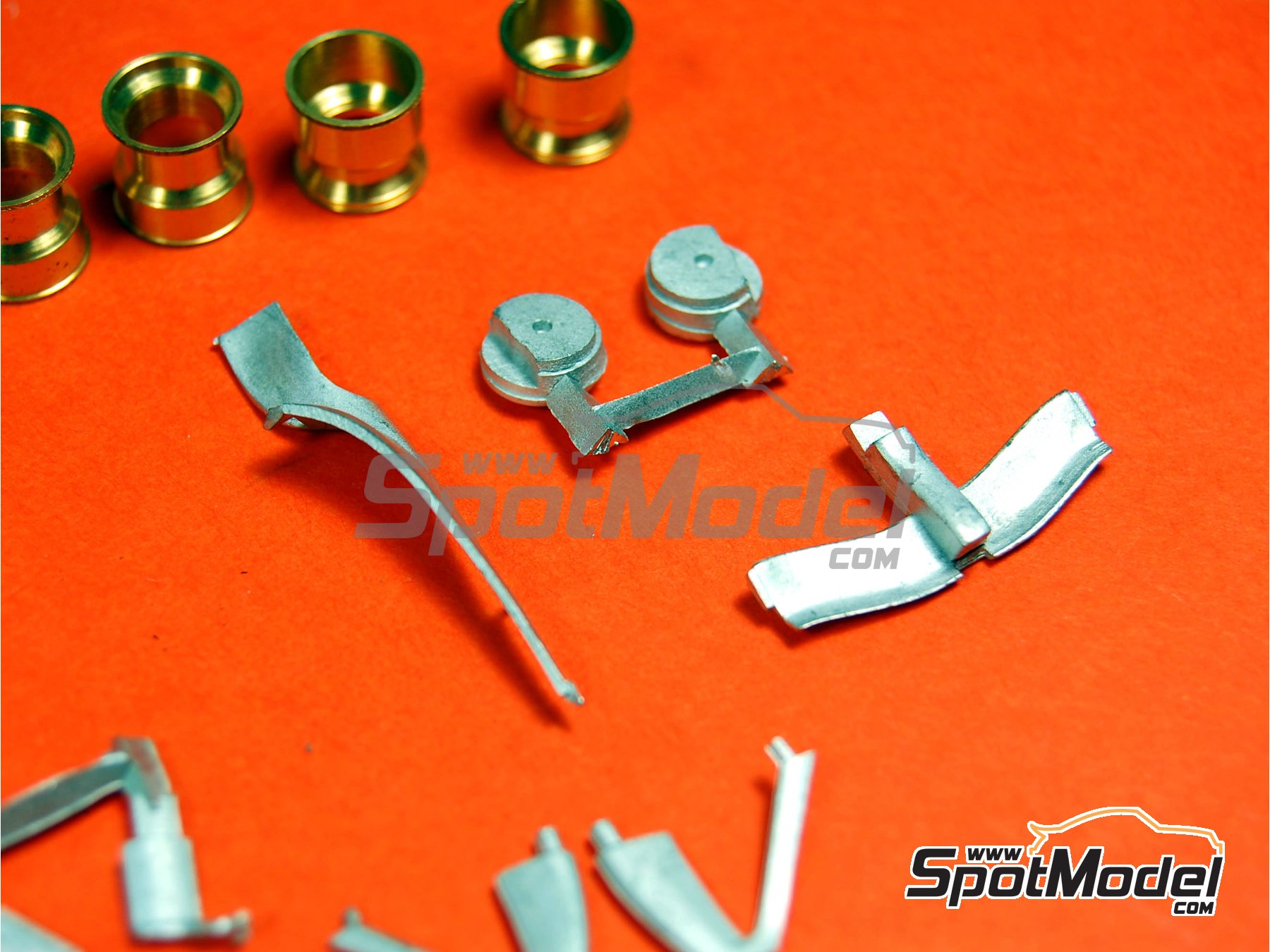 Image 5: Renault R23 - Gran Premio de Fórmula 1 de España 2003 | Maqueta de coche en escala 1/43 fabricado por Tameo Kits (ref. SLK007)