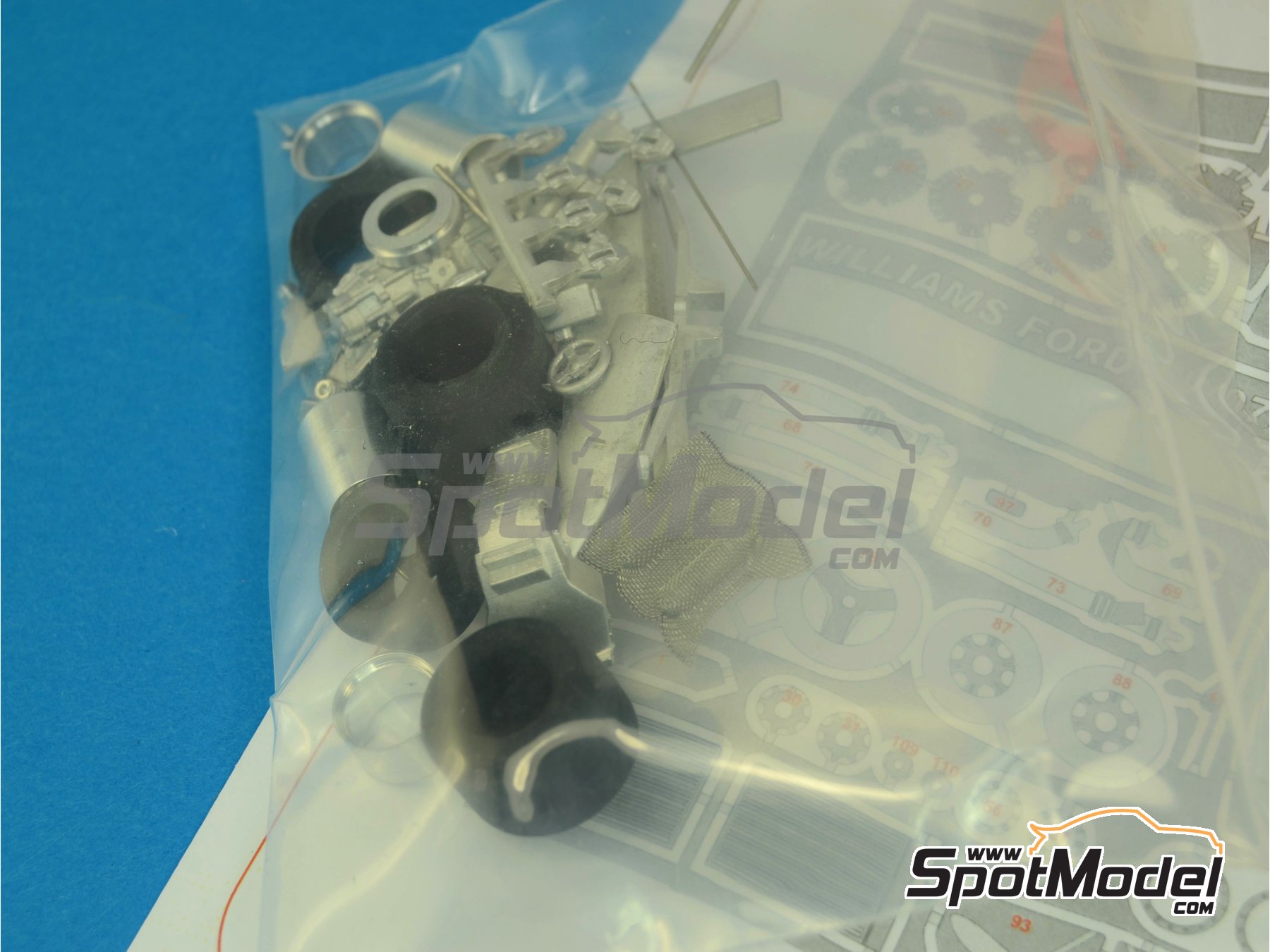 Image 2: Williams Ford FW07B Williams Grand Prix Engineering Team sponsored by Saudia - Monaco Formula 1 Grand Prix 1980 | Car scale model kit in 1/43 scale manufactured by Tameo Kits (ref. SLK022)