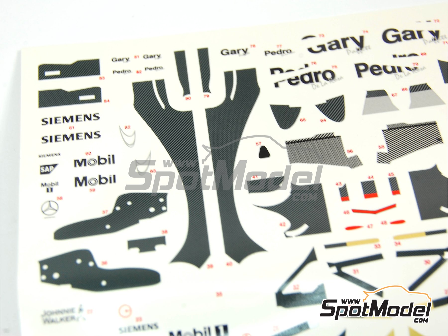 Image 4: McLaren Mercedes MP4/20 Equipo McLaren Racing Limited patrocinado por Siemens - Version de test 2006 | Maqueta de coche en escala&nbsp;1/43 fabricado por Tameo Kits (ref.&nbsp;SLK029)