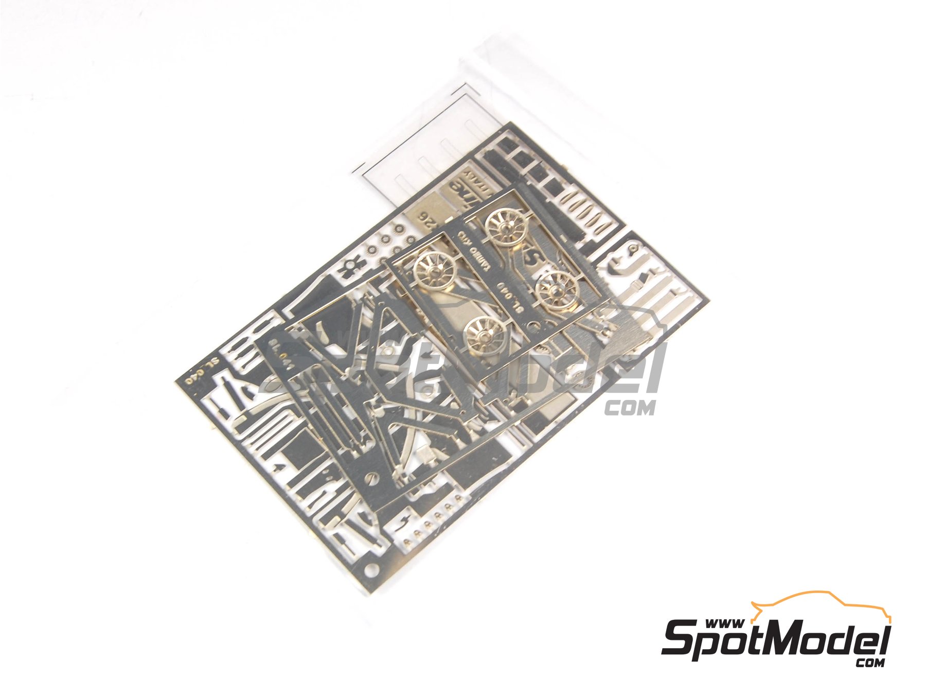 Image 2: Renault R26 Renault F1 Team - Brazilian Formula 1 Grand Prix 2006 | Car scale model kit in 1/43 scale manufactured by Tameo Kits (ref.&nbsp;SLK037)