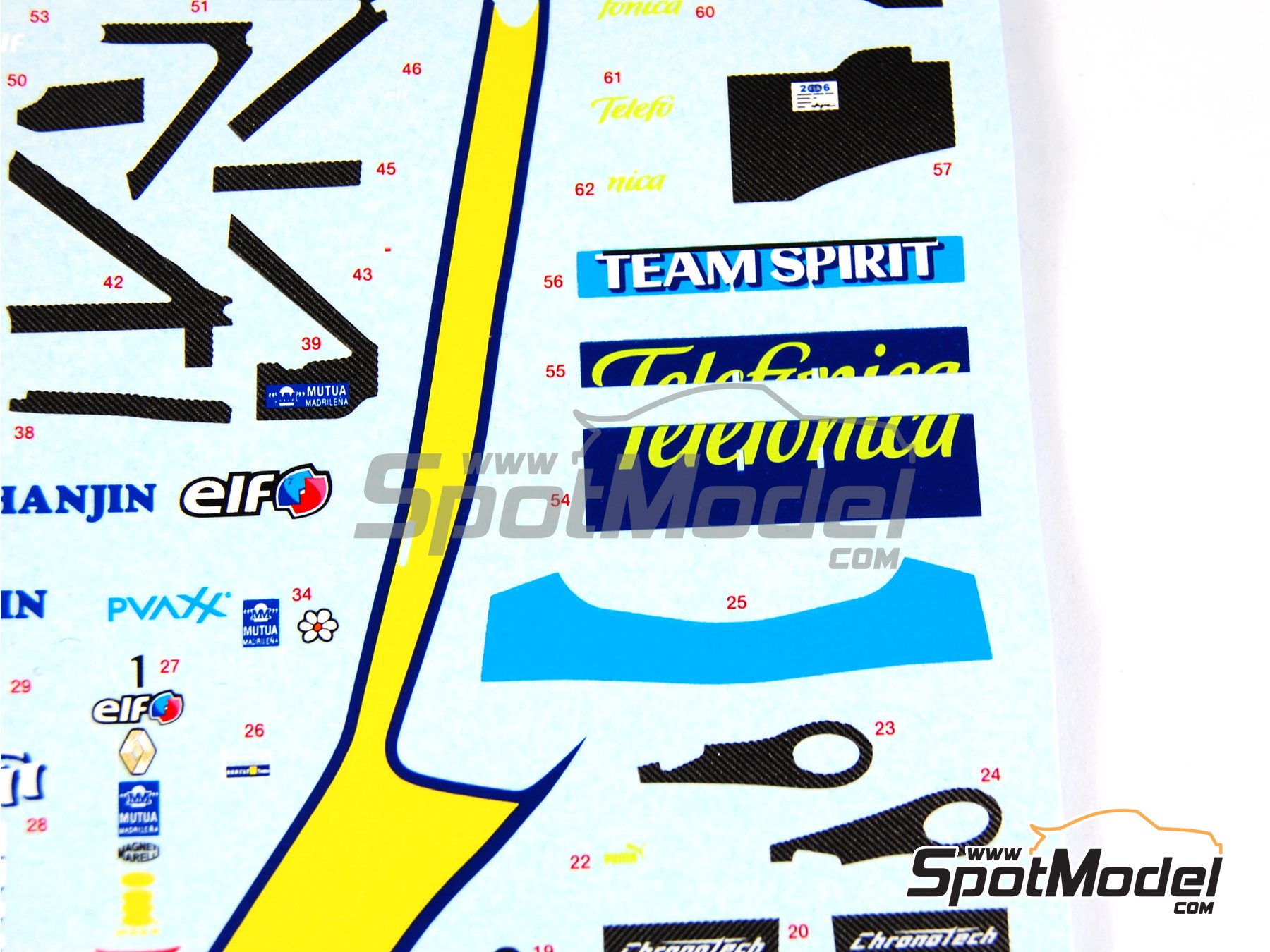 Image 15: Renault R26 Renault F1 Team - Brazilian Formula 1 Grand Prix 2006 | Car scale model kit in 1/43 scale manufactured by Tameo Kits (ref.&nbsp;SLK037)