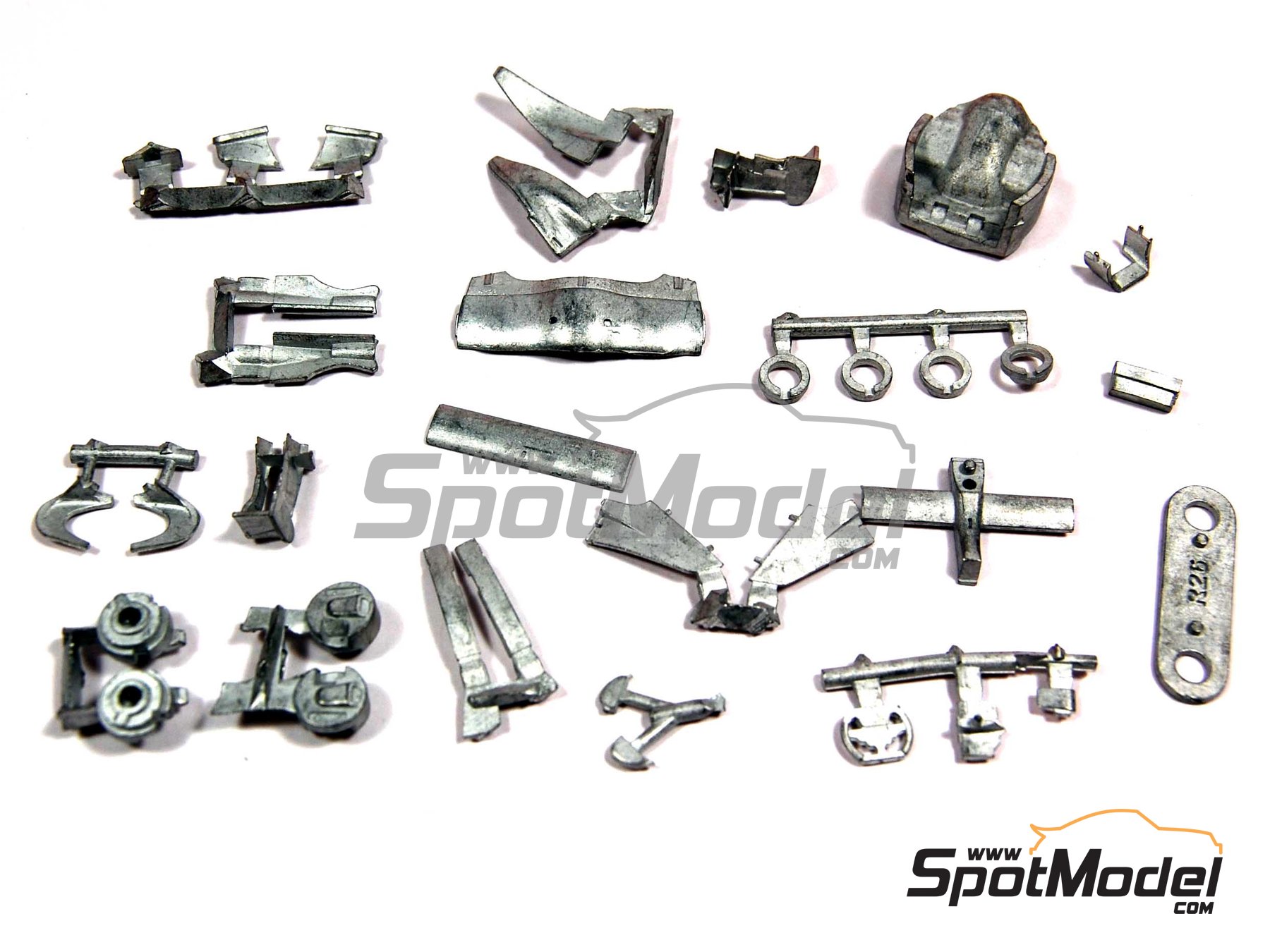 Image 7: Renault R26 Equipo Renault F1 patrocinado por Telefónica - Gran Premio de Fórmula 1 de Canada 2006 | Maqueta de coche en escala 1/43 fabricado por Tameo Kits (ref. SLK040)