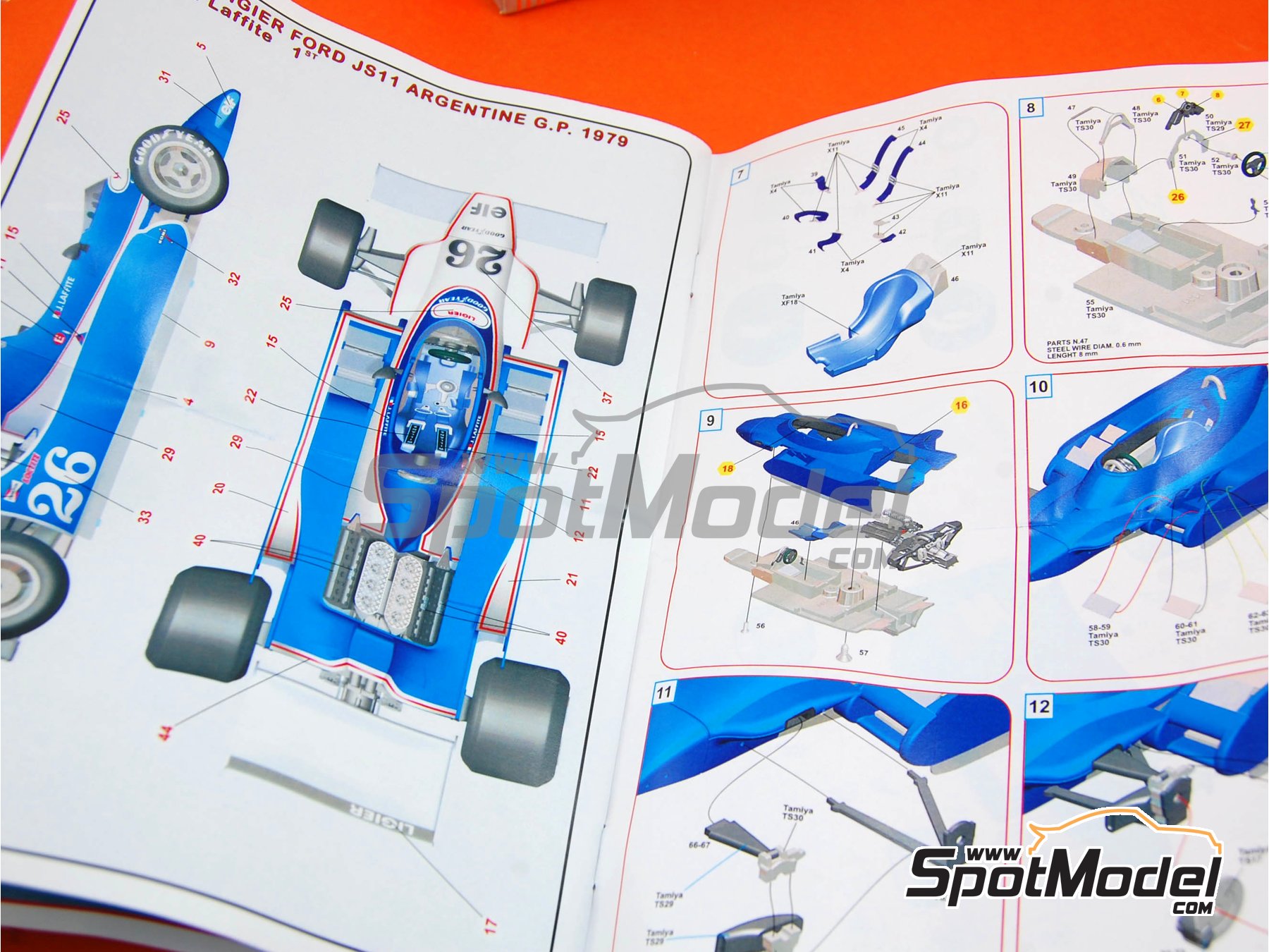 Image 10: Ligier Ford J11 Equipo Equipe Ligier patrocinado por ELF Gitanes - Gran Premio de Fórmula 1 de España 1979 | Maqueta de coche en escala 1/43 fabricado por Tameo Kits (ref. SLK043)