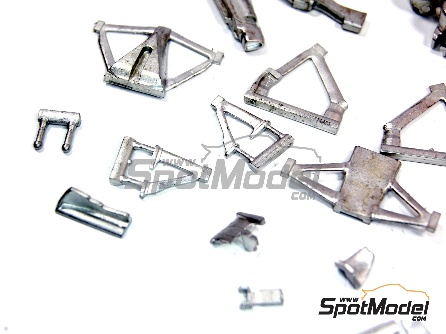 Image 12: McLaren Mercedes MP4/26 Equipo McLaren Racing Limited patrocinado por Vodafone - Gran Premio de F&oacute;rmula 1 de China 2011 | Maqueta de coche en escala&nbsp;1/43 fabricado por Tameo Kits (ref.&nbsp;SLK080)