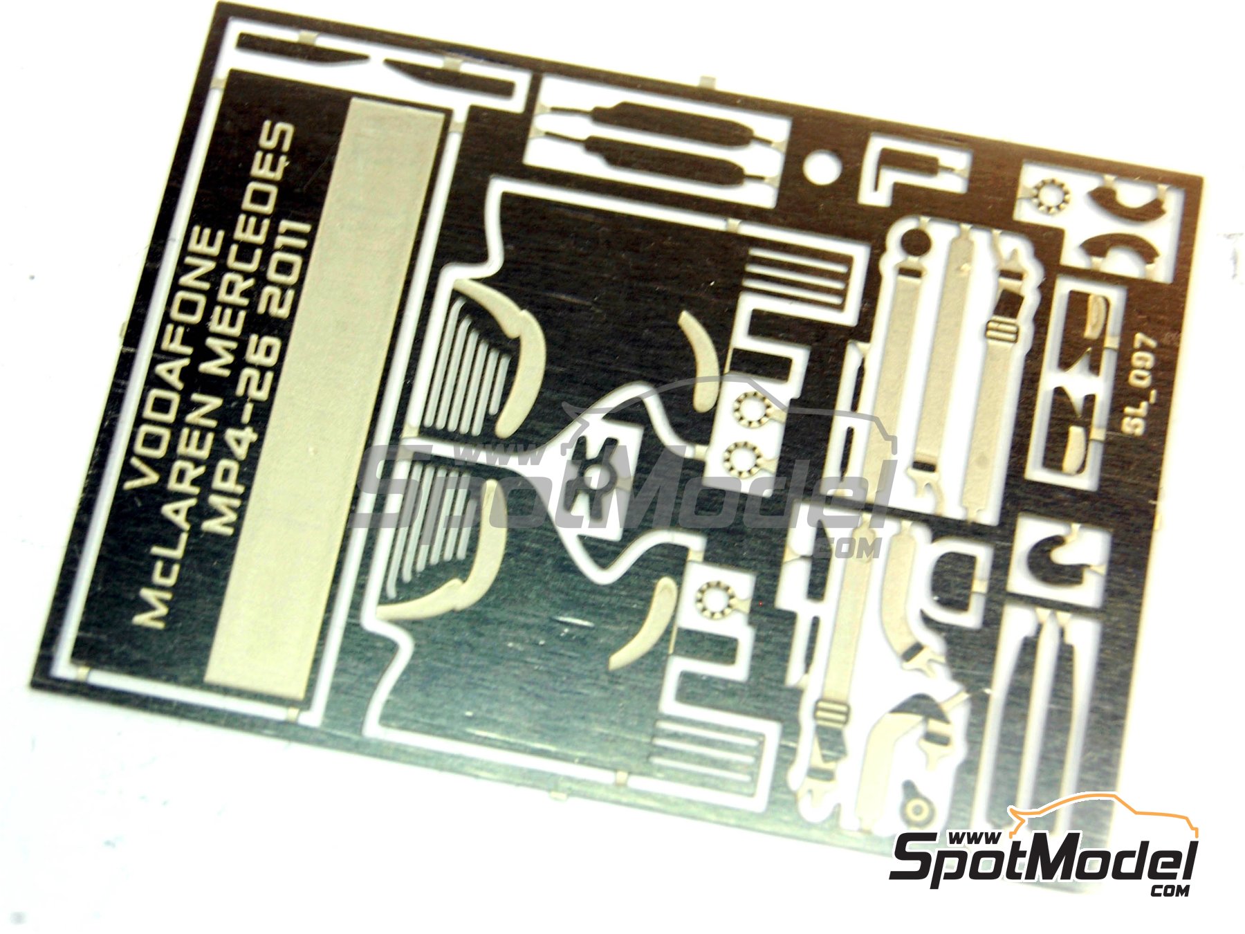 Image 18: McLaren Mercedes MP4/26 Equipo McLaren Racing Limited patrocinado por Vodafone - Gran Premio de F&oacute;rmula 1 de China 2011 | Maqueta de coche en escala&nbsp;1/43 fabricado por Tameo Kits (ref.&nbsp;SLK080)