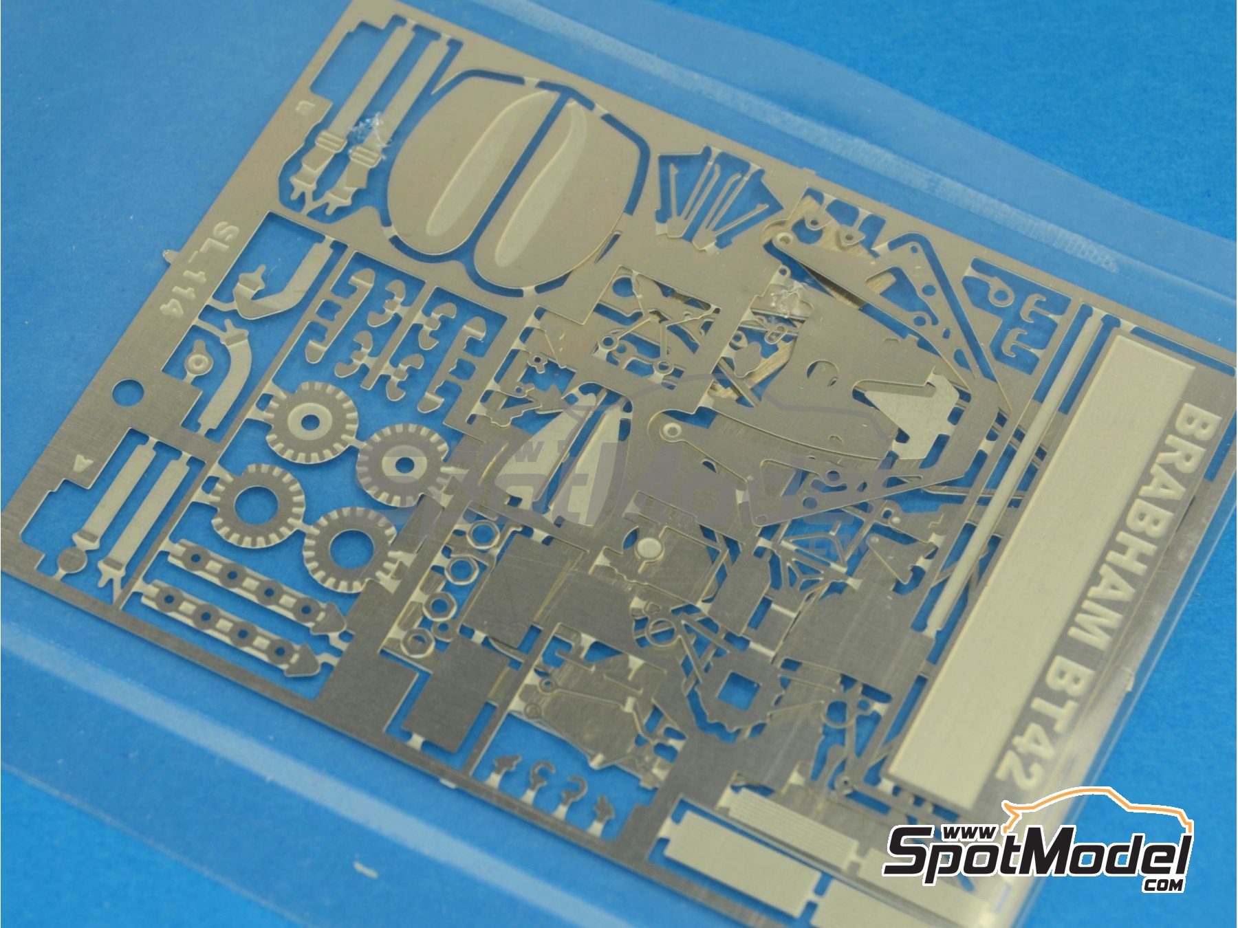 Image 12: Brabham Ford BT42 Equipo Brabham Racing Organisation patrocinado por John Goldie - Gran Premio de Formula 1 de M&oacute;naco 1974 | Maqueta de coche en escala&nbsp;1/43 fabricado por Tameo Kits (ref.&nbsp;SLK095)