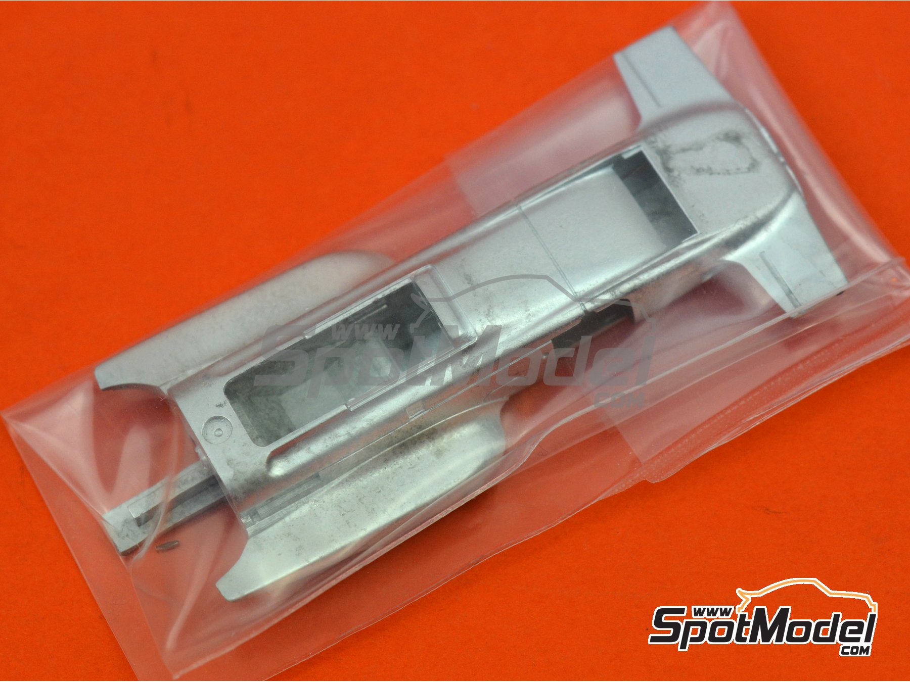 Image 4: March Ford 701 patrocinado por STP - Gran Premio de F&oacute;rmula 1 de Francia 1970 | Maqueta de coche en escala&nbsp;1/43 fabricado por Tameo Kits (ref.&nbsp;SLK114)