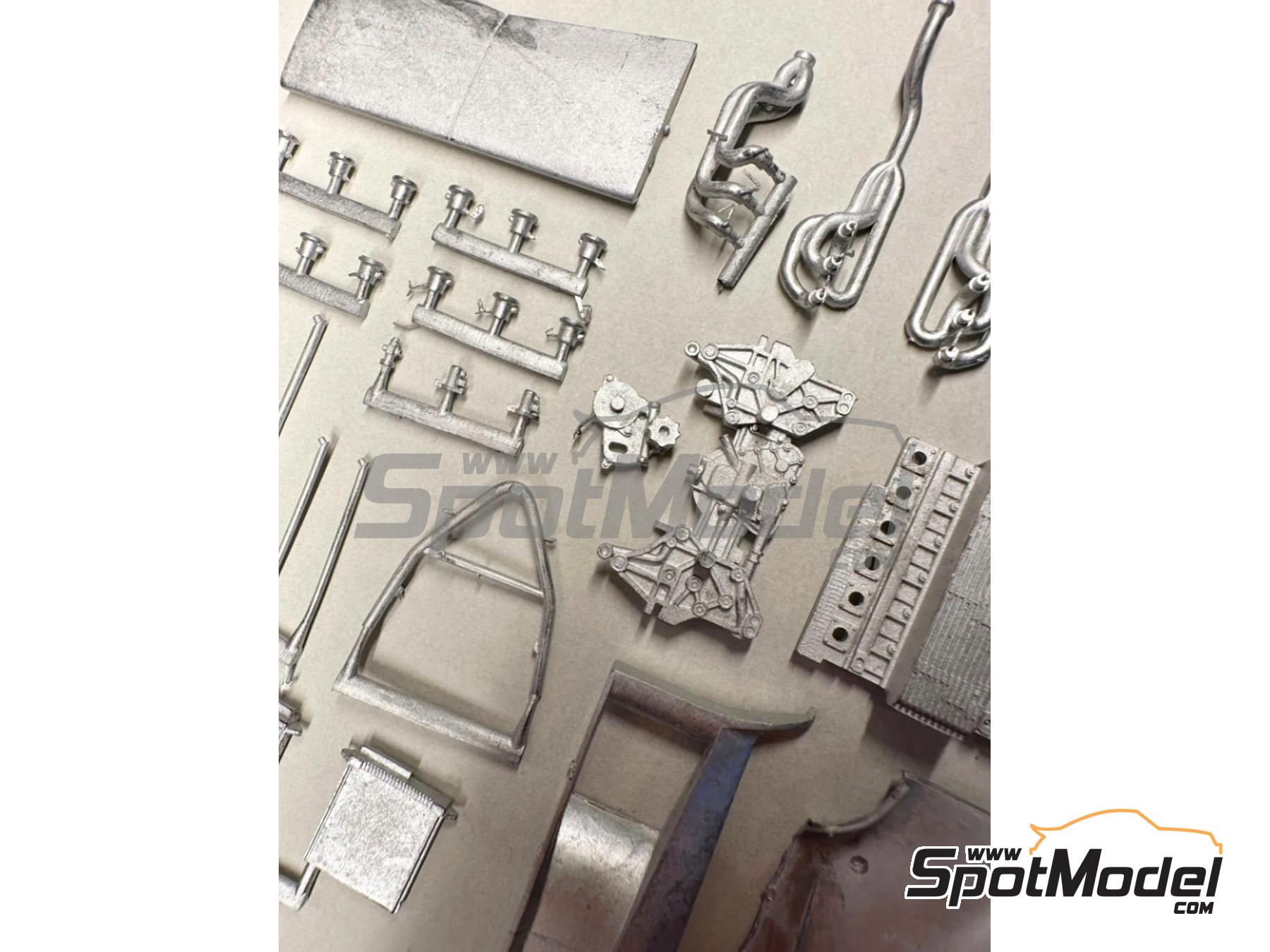 Image 5: Ferrari 312T Scuderia Ferrari Team - Italian Formula 1 Grand Prix 1975 | Car scale model kit in 1/24 scale manufactured by Tameo Kits (ref.&nbsp;TLK005)