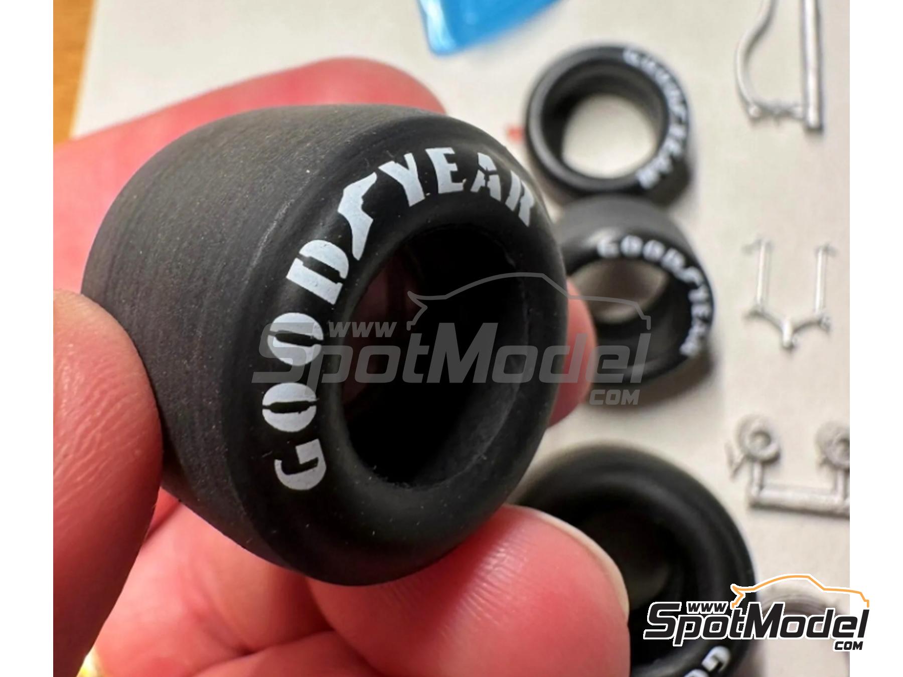 Image 11: Ferrari 312T Scuderia Ferrari Team - Italian Formula 1 Grand Prix 1975 | Car scale model kit in 1/24 scale manufactured by Tameo Kits (ref.&nbsp;TLK005)