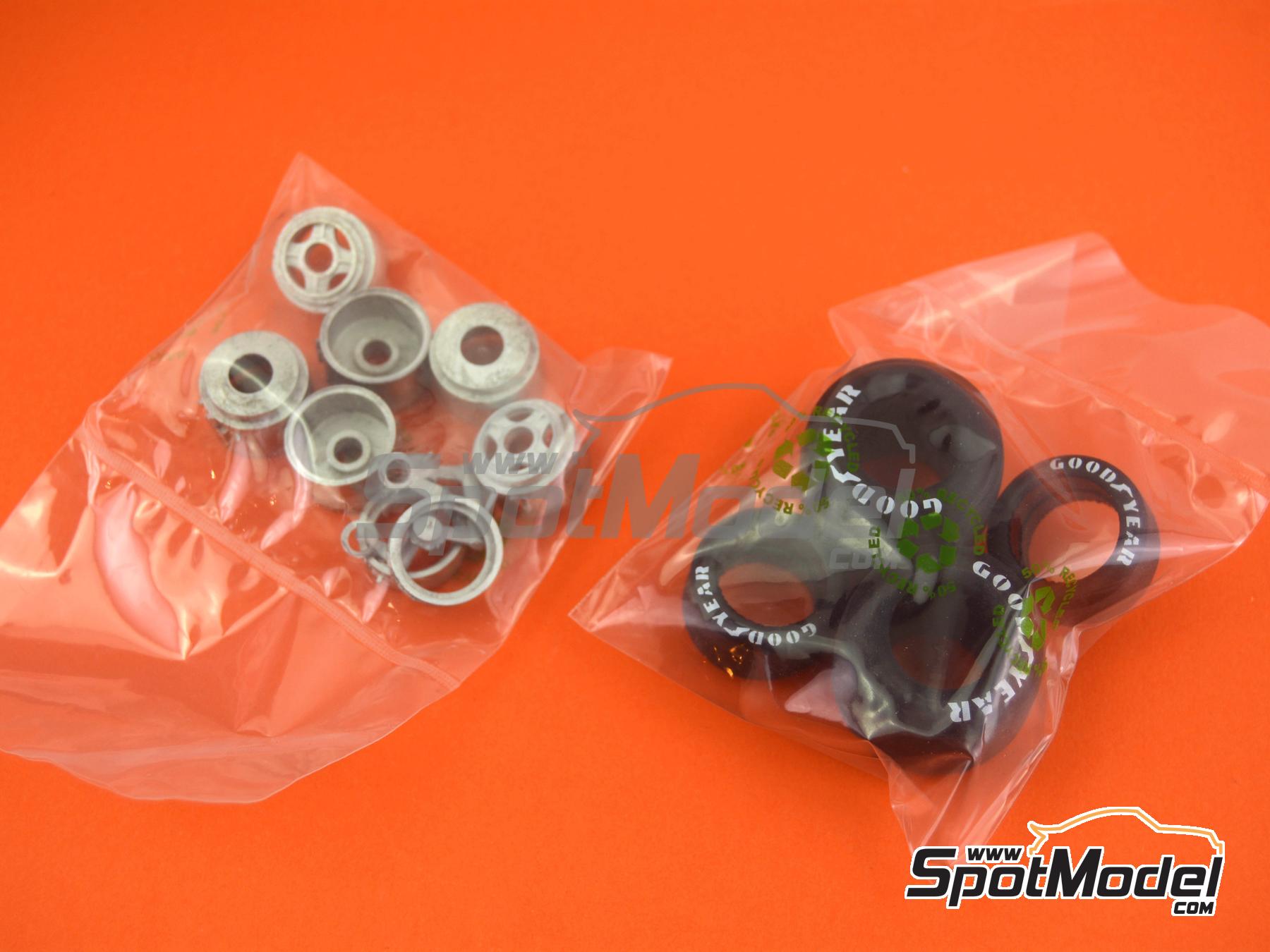 Image 14: Ferrari 312T Equipo Scuderia Ferrari - Gran Premio de F&oacute;rmula 1 de Italia 1975 | Maqueta de coche en escala&nbsp;1/24 fabricado por Tameo Kits (ref.&nbsp;TLK005)